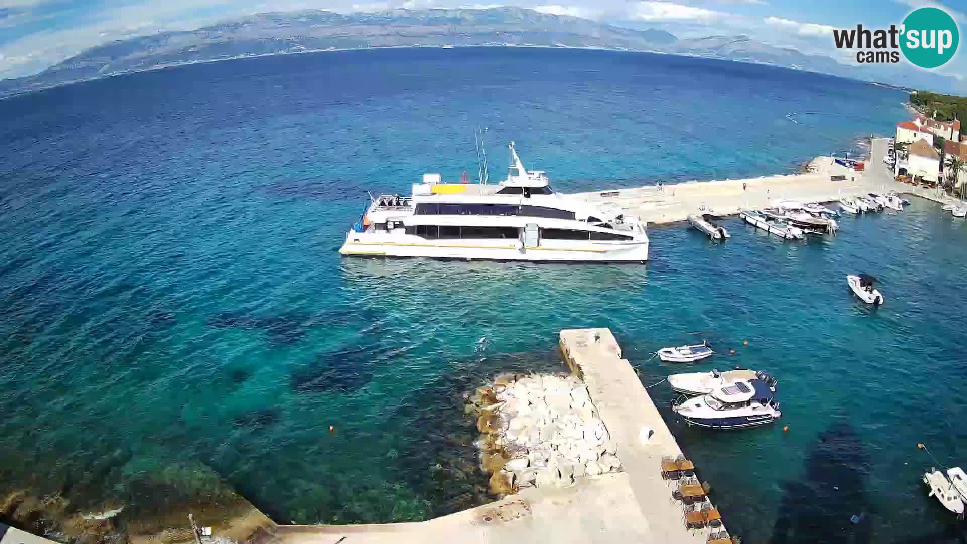 Spletna kamera Sutivan panorama – pogled v živo z otoka Brač