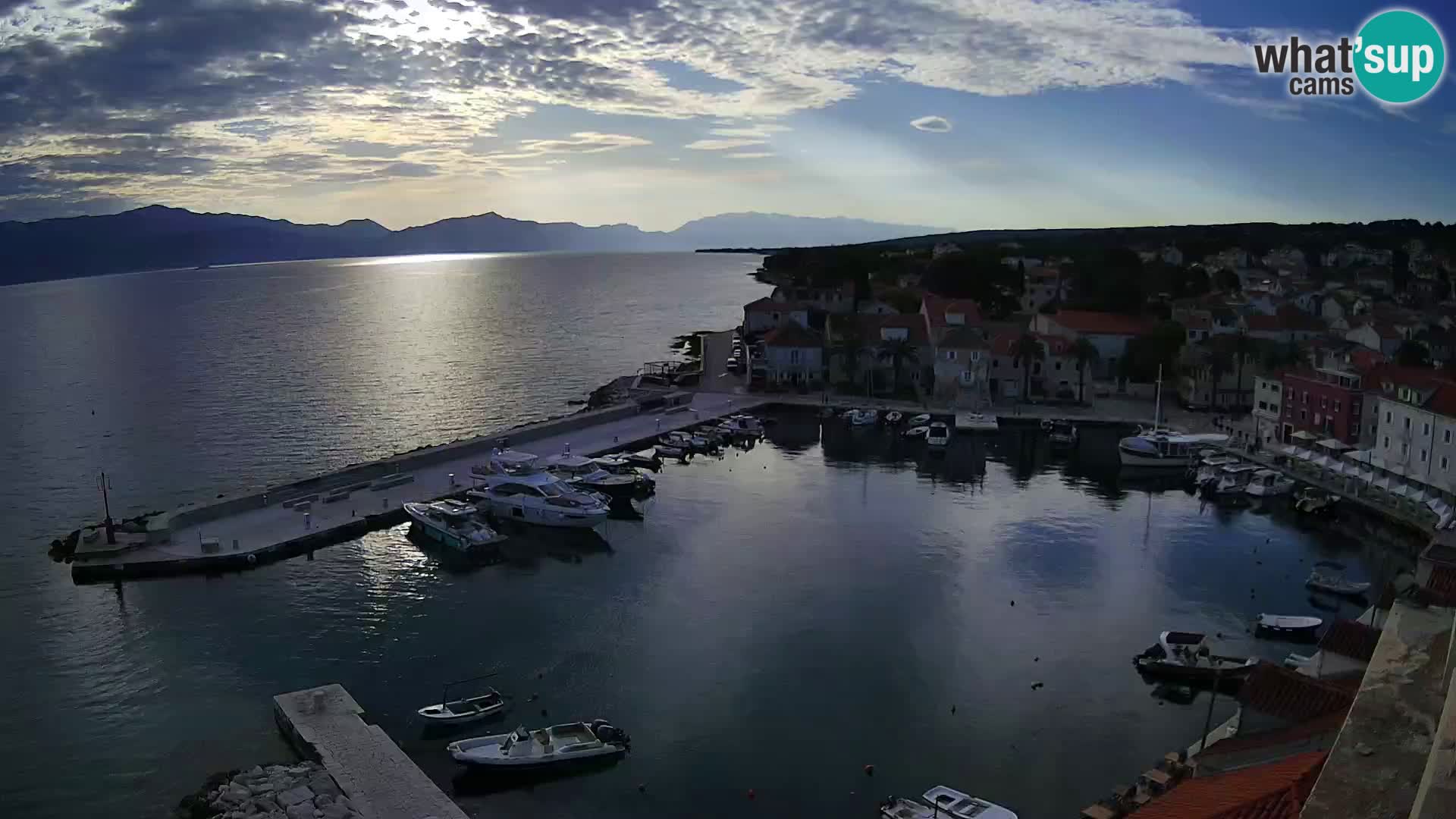 Webcam Sutivan Panorama – Vista en vivo desde la isla de Brač