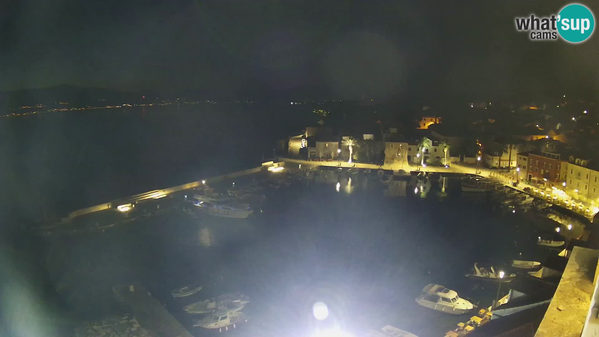 Spletna kamera Sutivan panorama – pogled v živo z otoka Brač