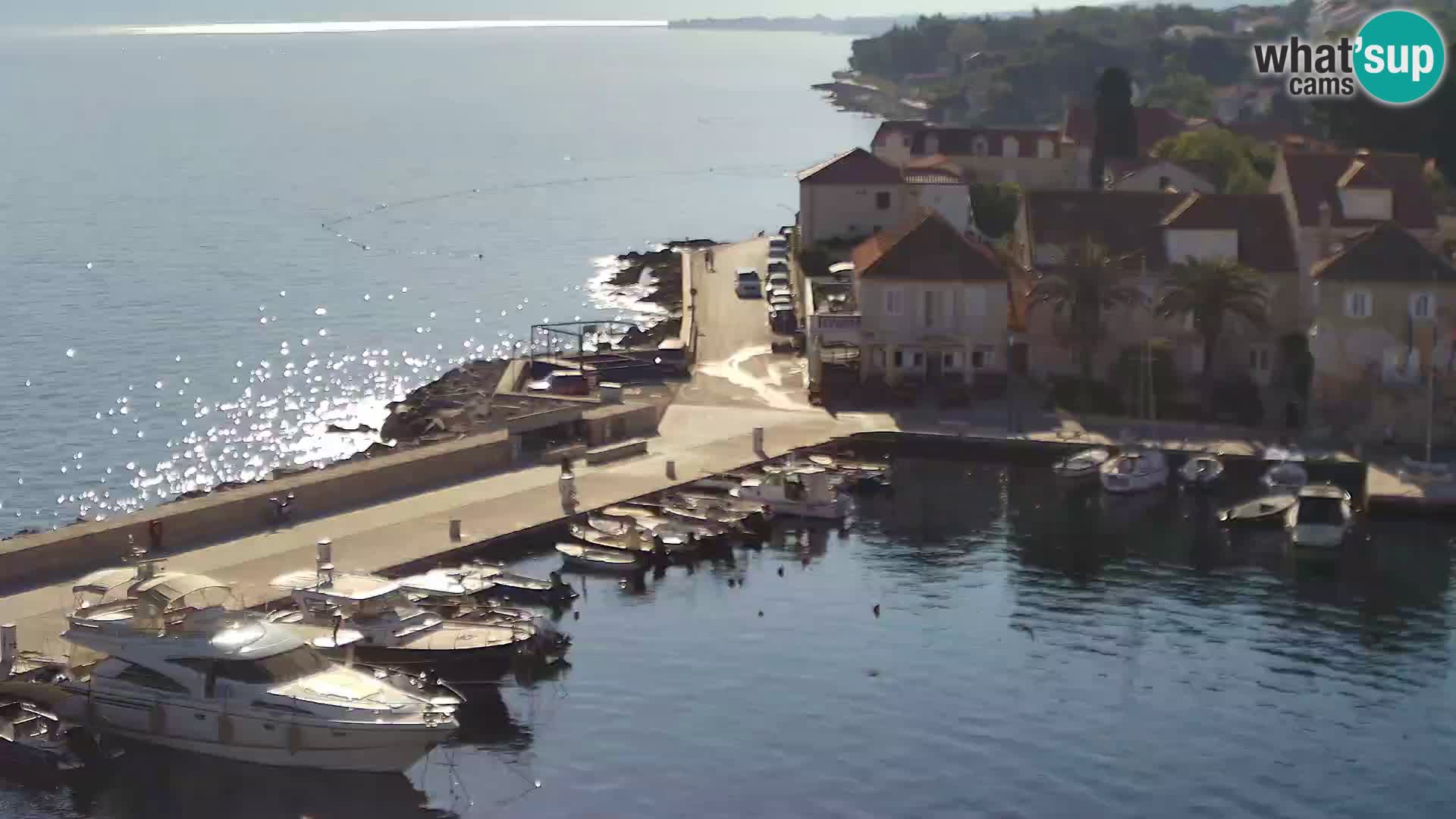 Web kamera Sutivan panorama – Pogled uživo s otoka Brača