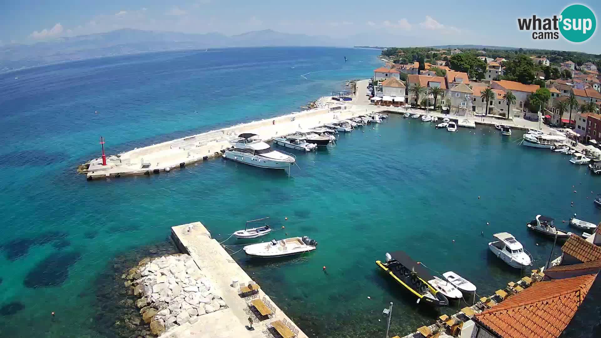 Spletna kamera Sutivan panorama – pogled v živo z otoka Brač