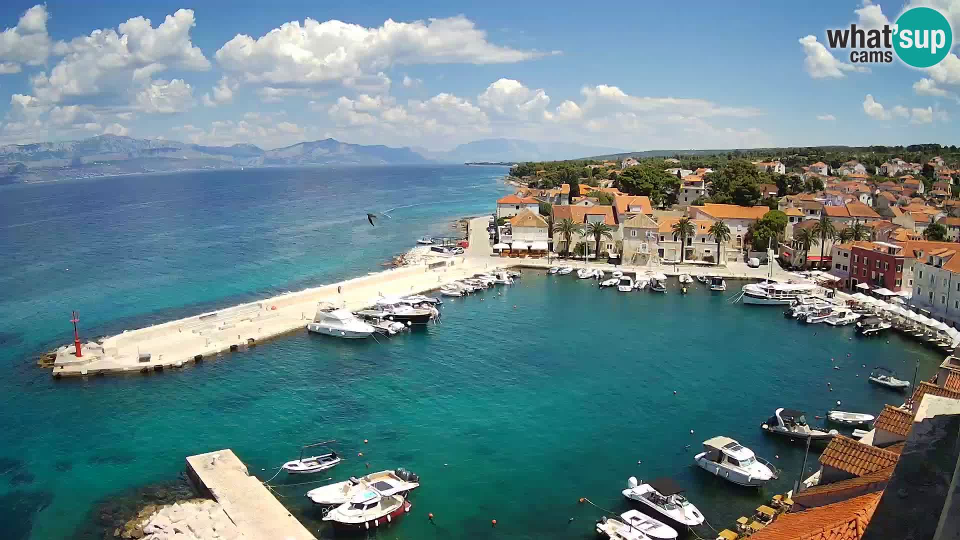 Web kamera Sutivan panorama – Pogled uživo s otoka Brača