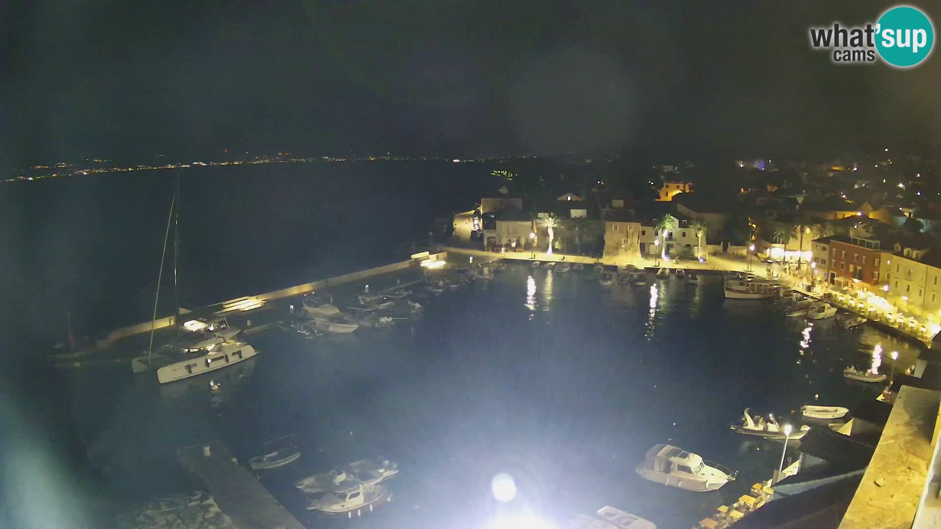 Web kamera Sutivan panorama – Pogled uživo s otoka Brača