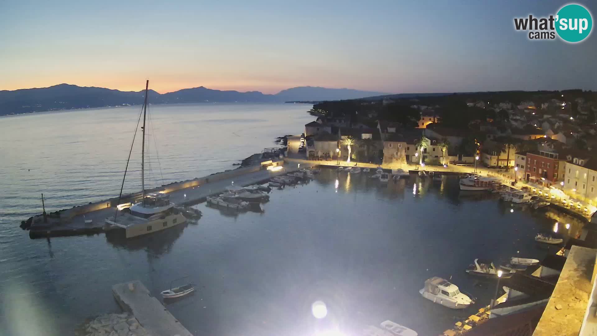 Webcam Sutivan Panorama – Live View from Brač Island