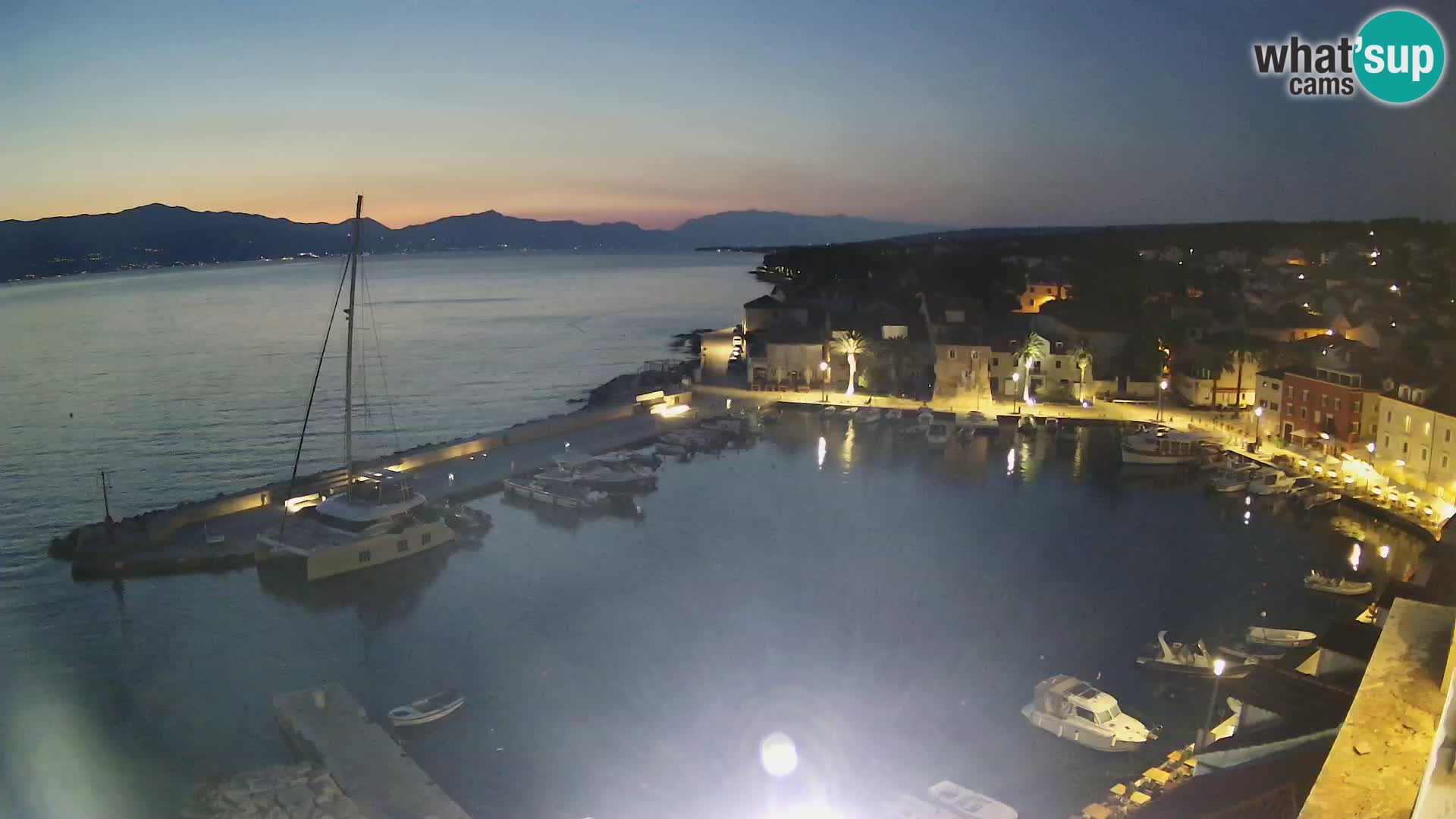 Webcam Sutivan Panorama – Live View from Brač Island