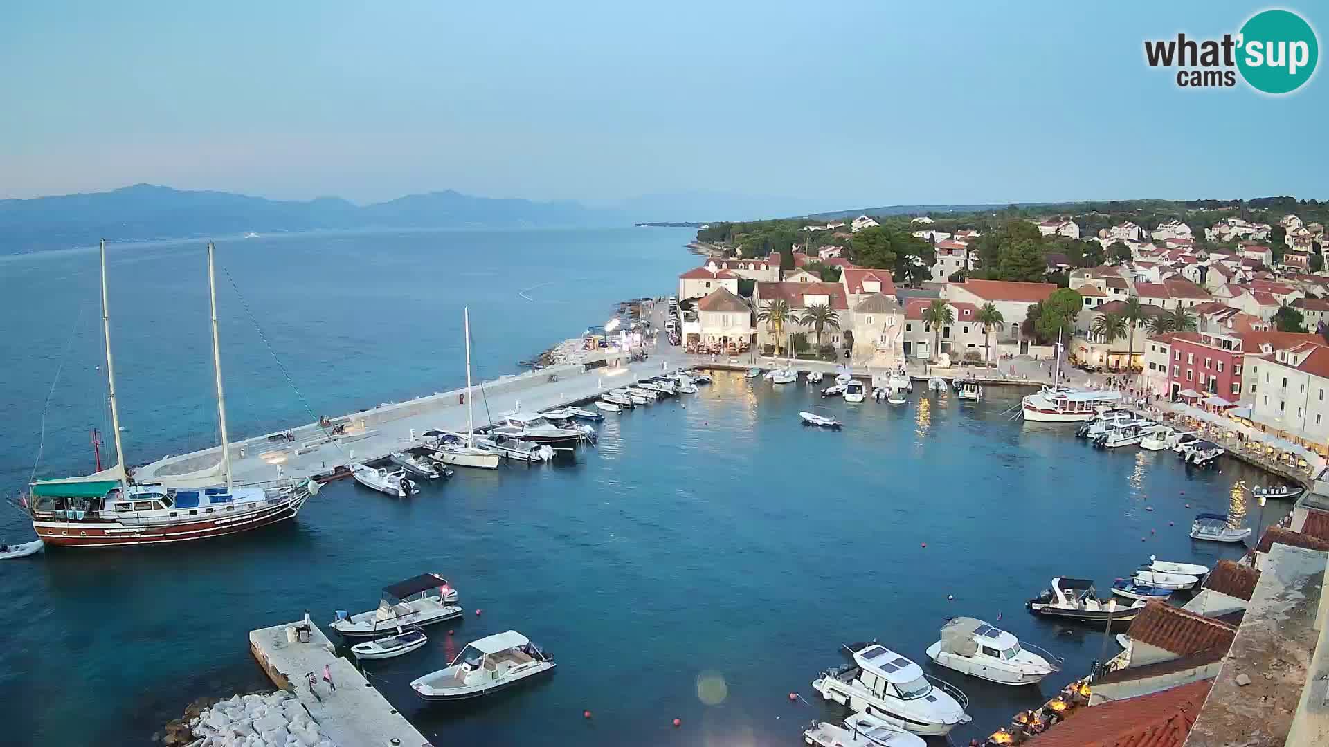 Webcam Sutivan panorama – Vista live dall’isola di Brač