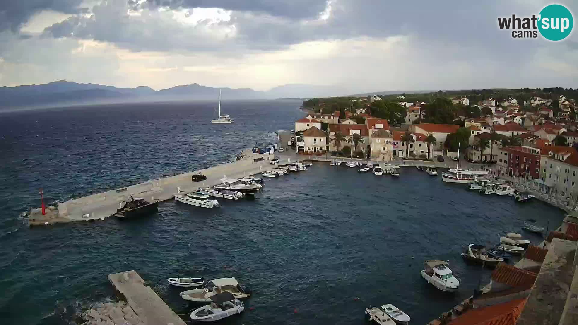 Webcam Sutivan Panorama – Live View from Brač Island