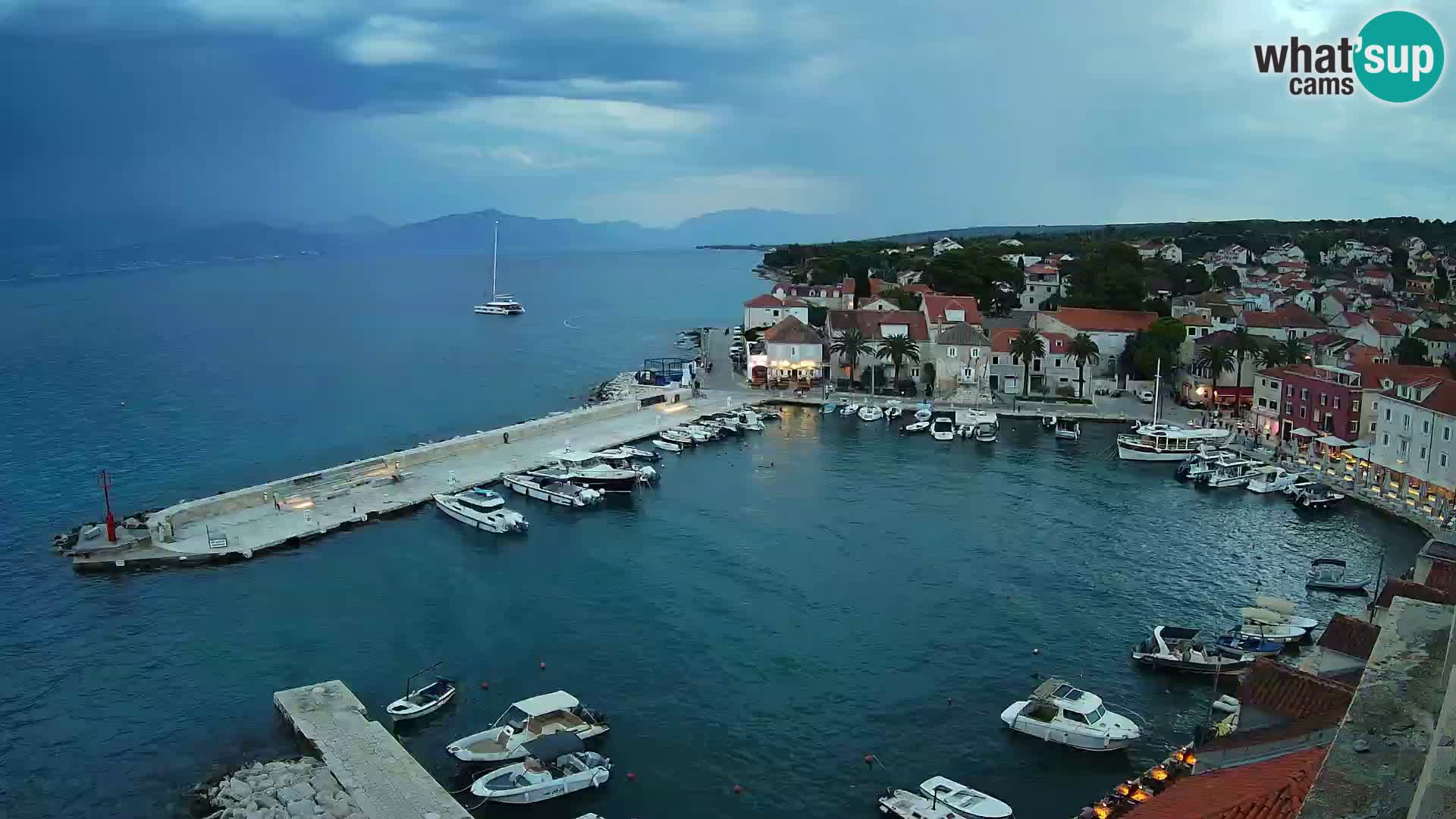 Webcam Sutivan Panorama – Live View from Brač Island