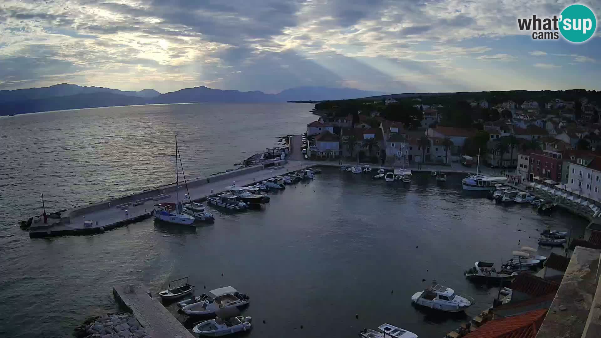 Webcam Sutivan Panorama – Live View from Brač Island