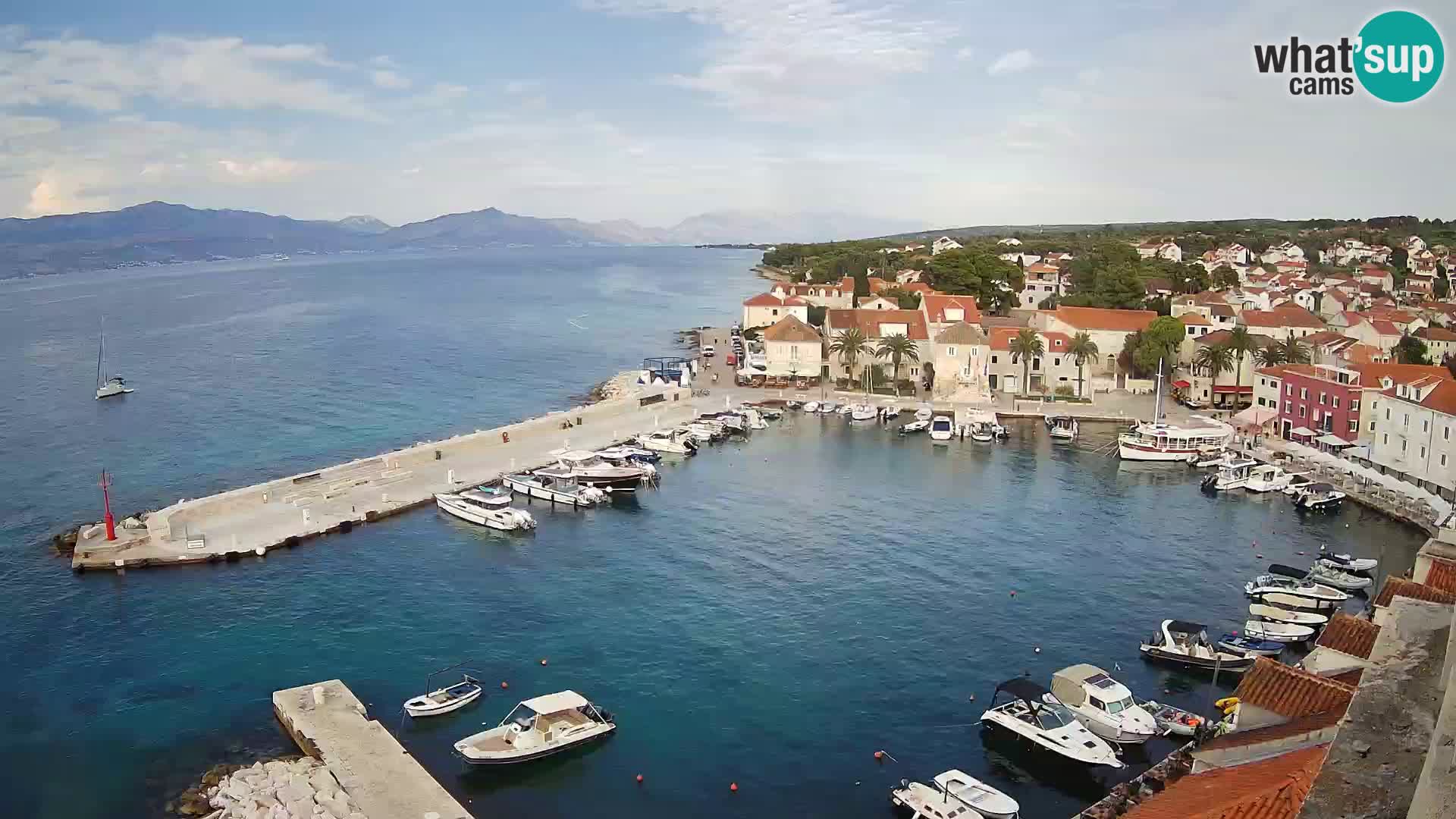 Spletna kamera Sutivan panorama – pogled v živo z otoka Brač