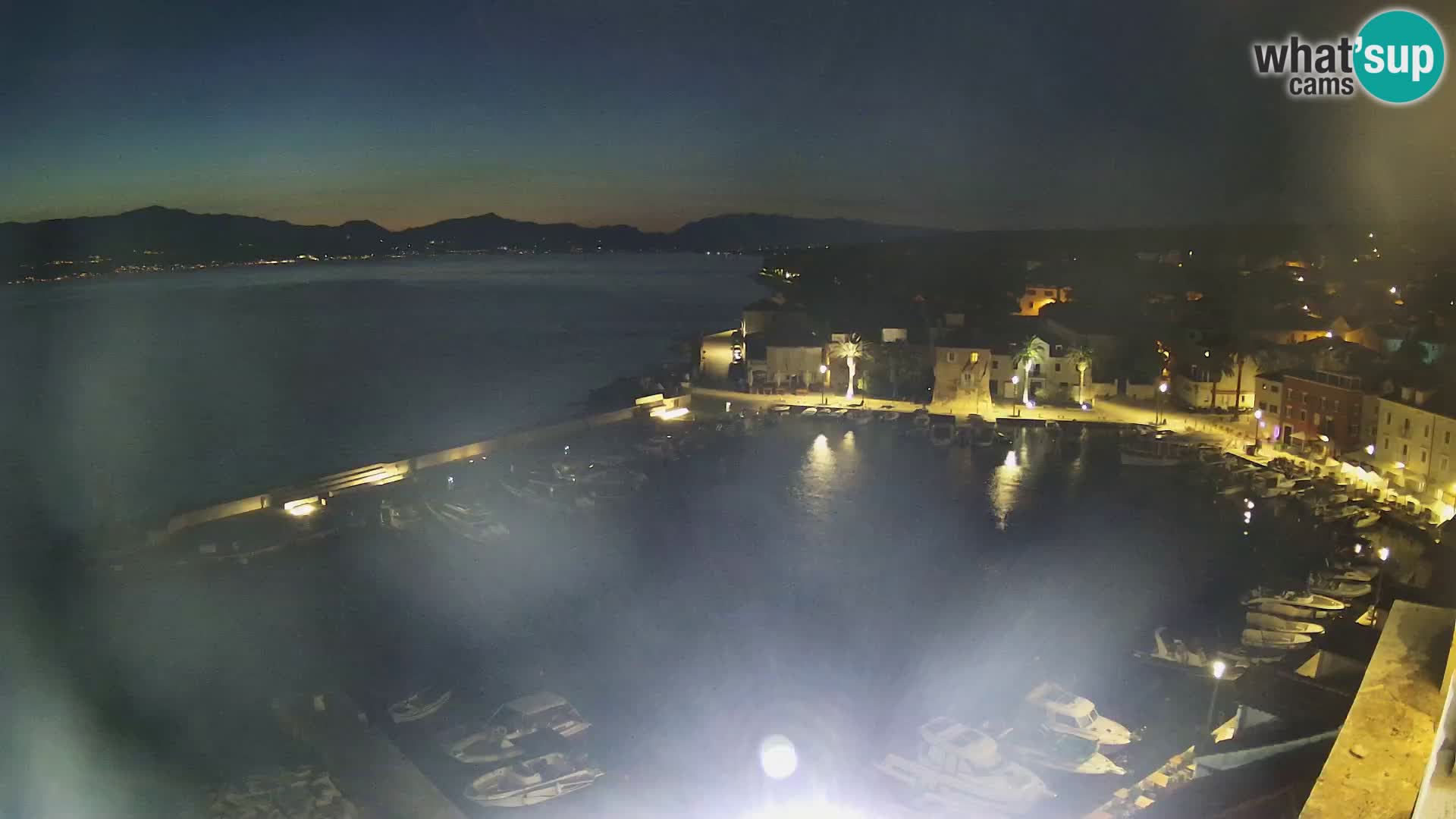 Web kamera Sutivan panorama – Pogled uživo s otoka Brača
