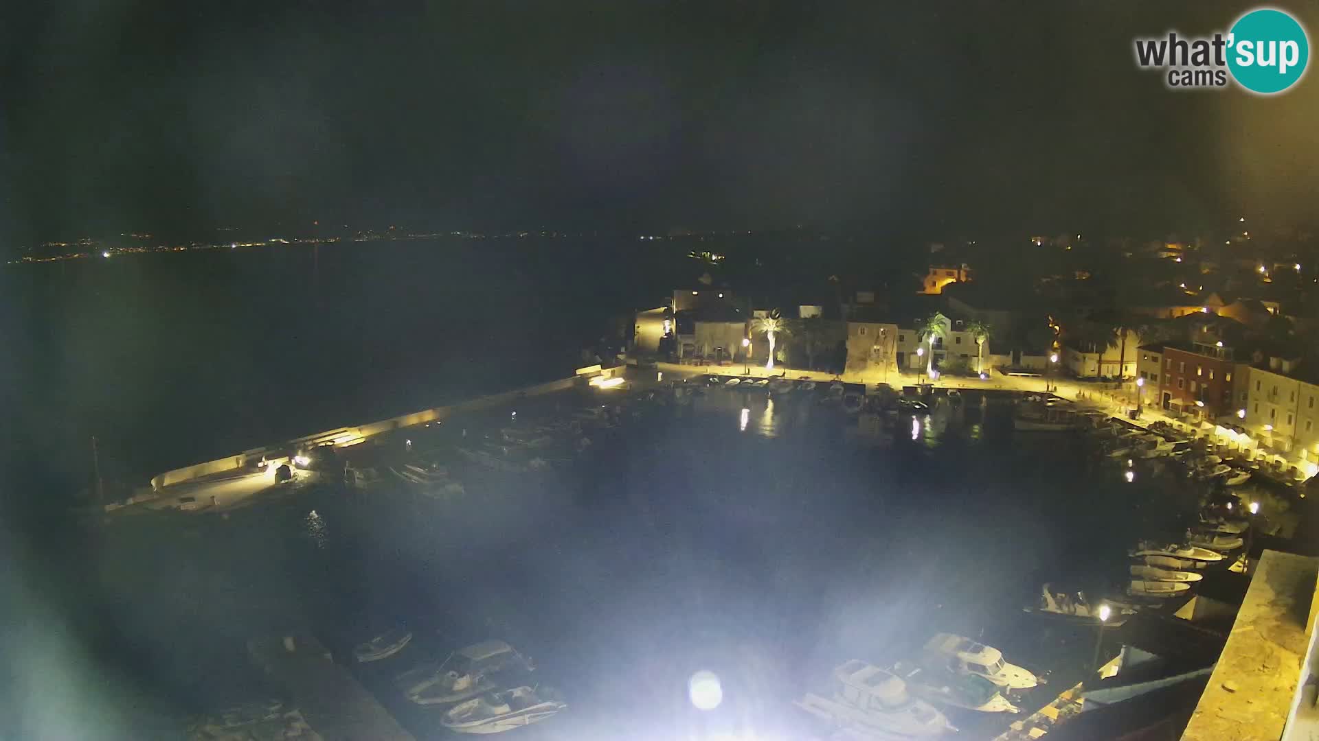 Spletna kamera Sutivan panorama – pogled v živo z otoka Brač