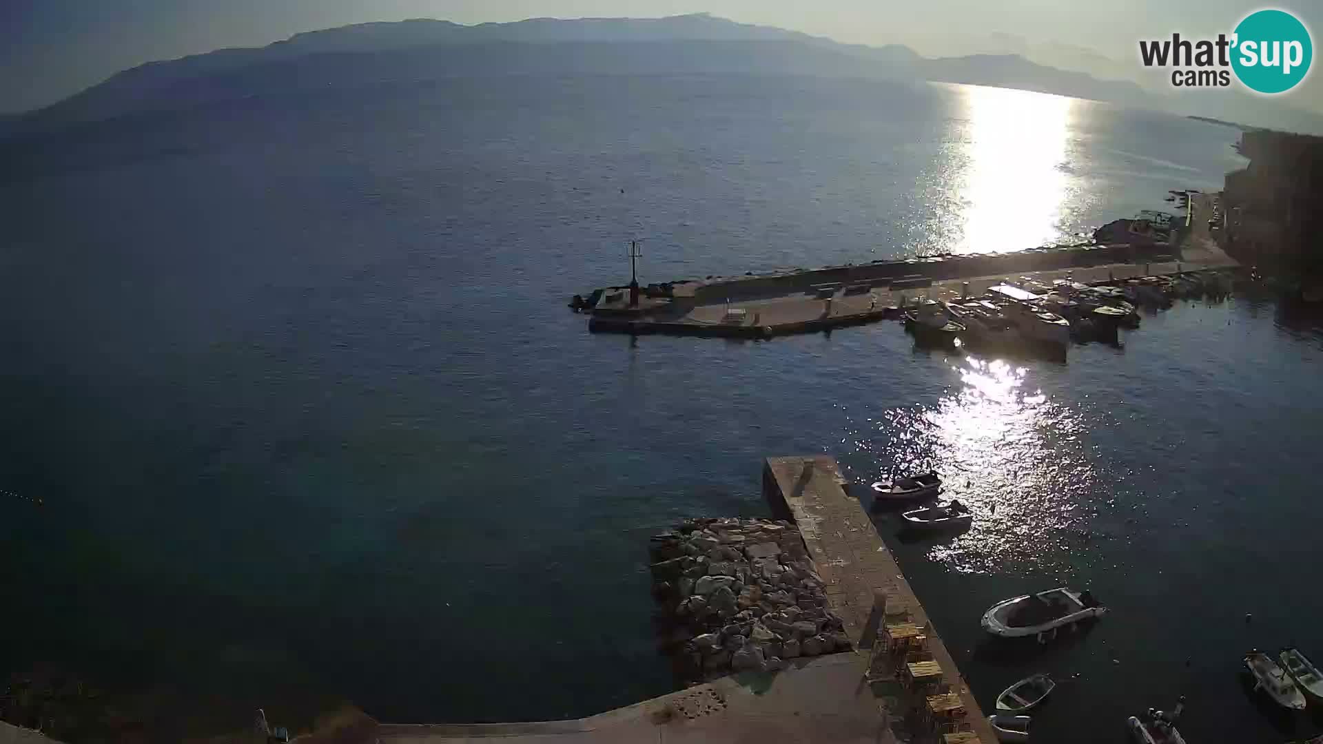 Web kamera Sutivan panorama – Pogled uživo s otoka Brača