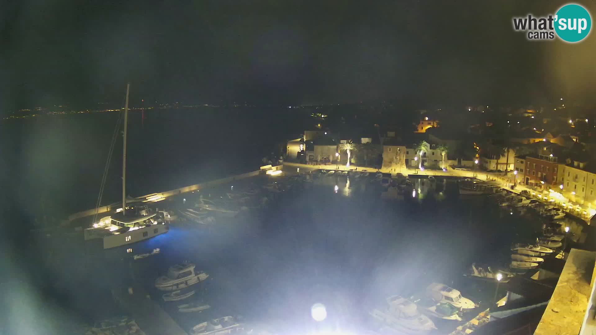 Web kamera Sutivan panorama – Pogled uživo s otoka Brača