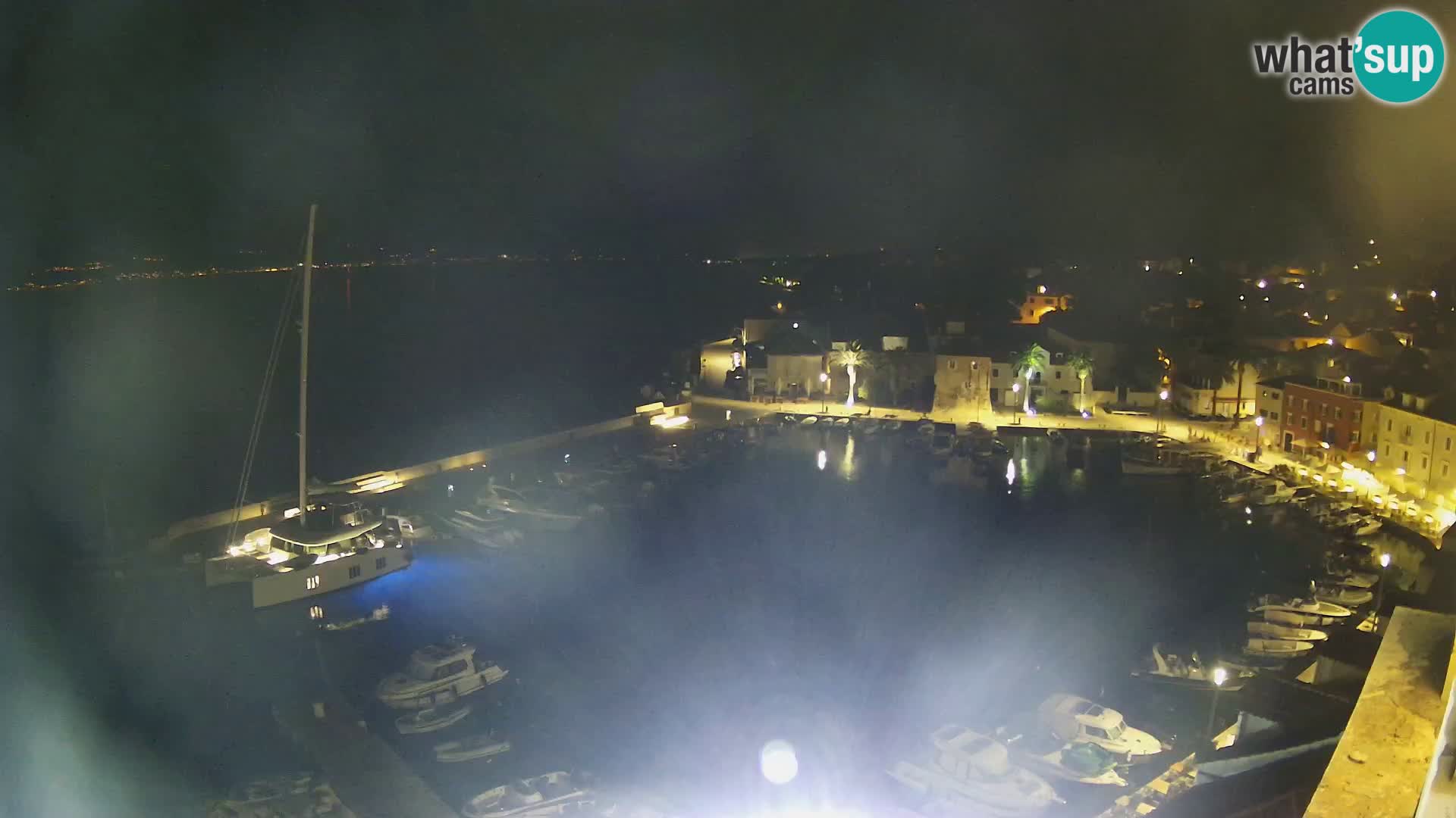 Web kamera Sutivan panorama – Pogled uživo s otoka Brača