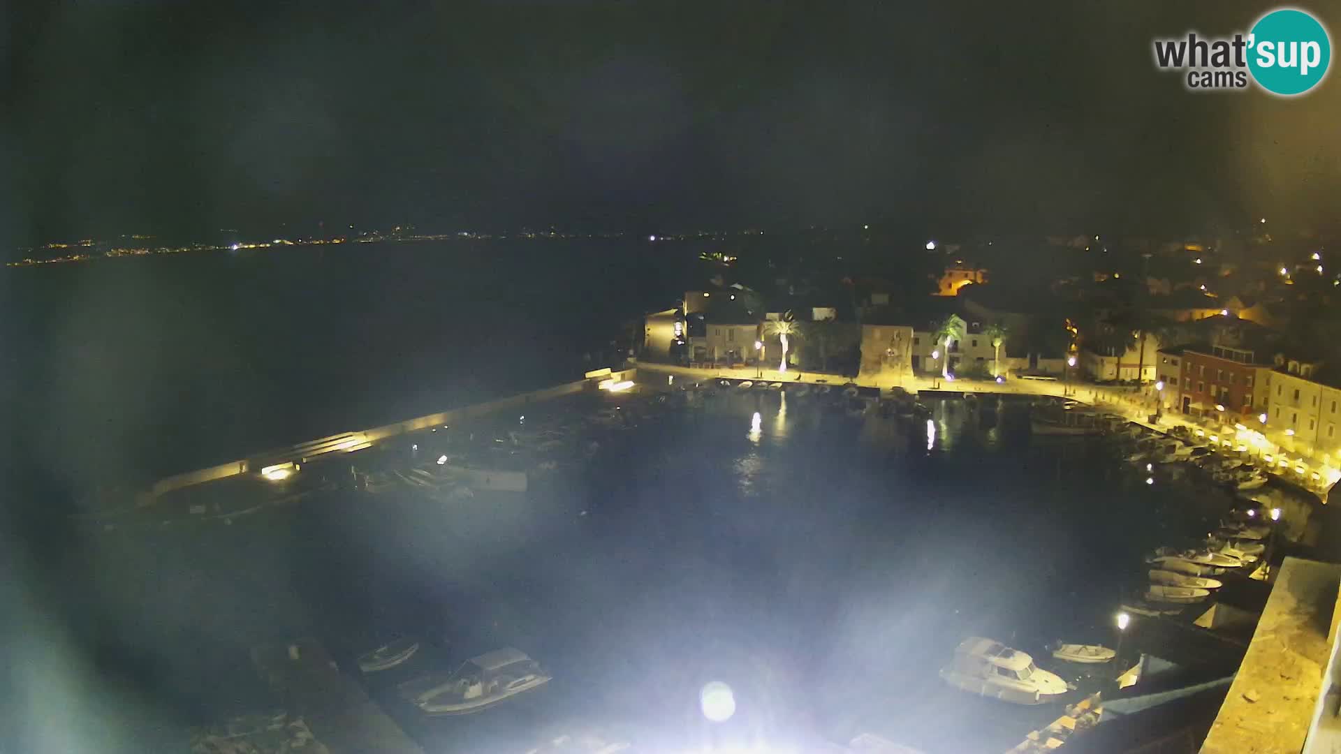 Spletna kamera Sutivan panorama – pogled v živo z otoka Brač
