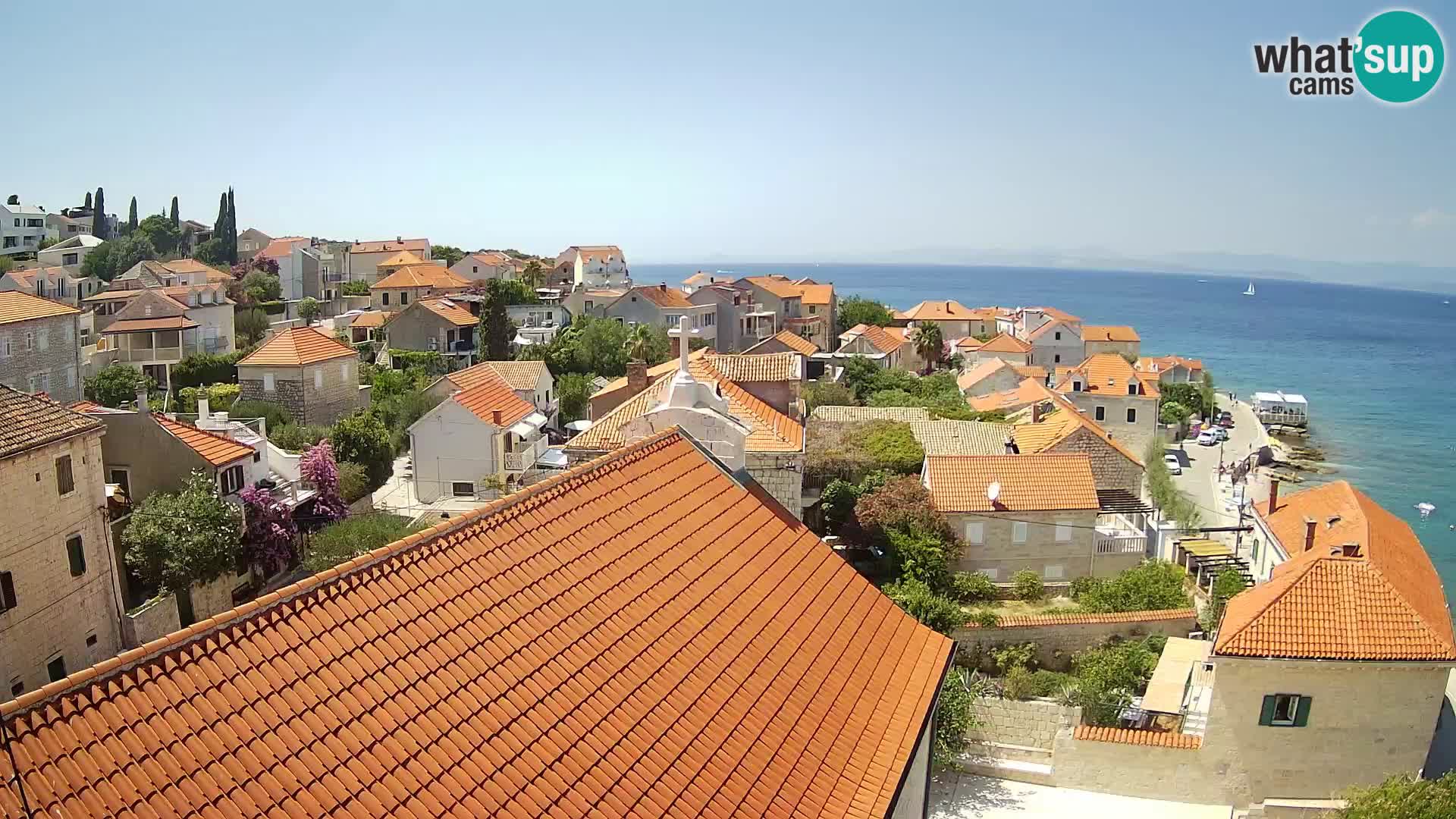 Spletna kamera Sutivan panorama – pogled v živo z otoka Brač