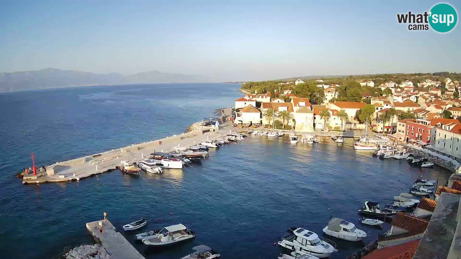 Web kamera Sutivan panorama – Pogled uživo s otoka Brača
