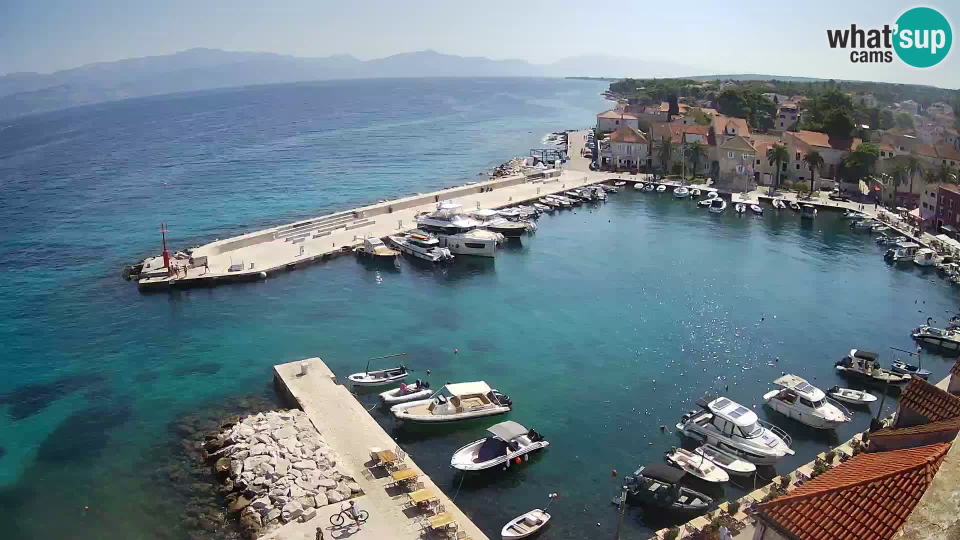 Spletna kamera Sutivan panorama – pogled v živo z otoka Brač