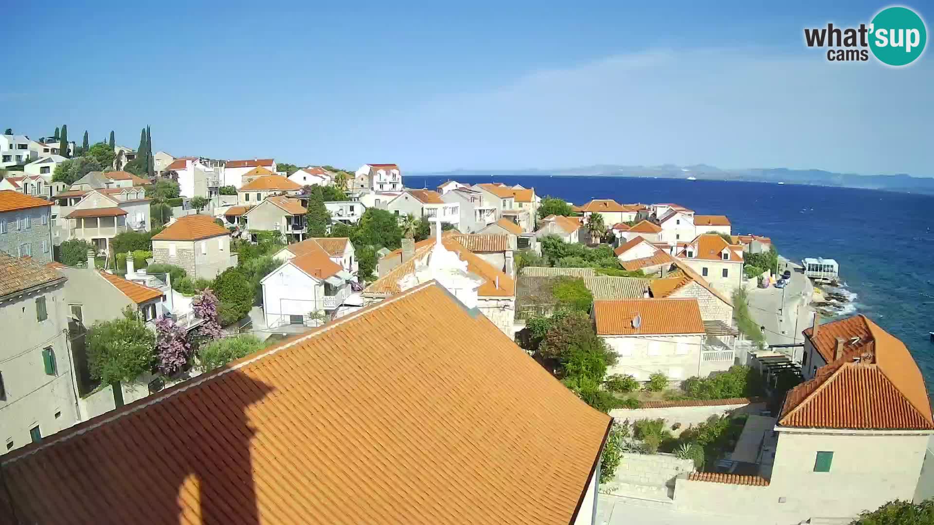 Spletna kamera Sutivan panorama – pogled v živo z otoka Brač