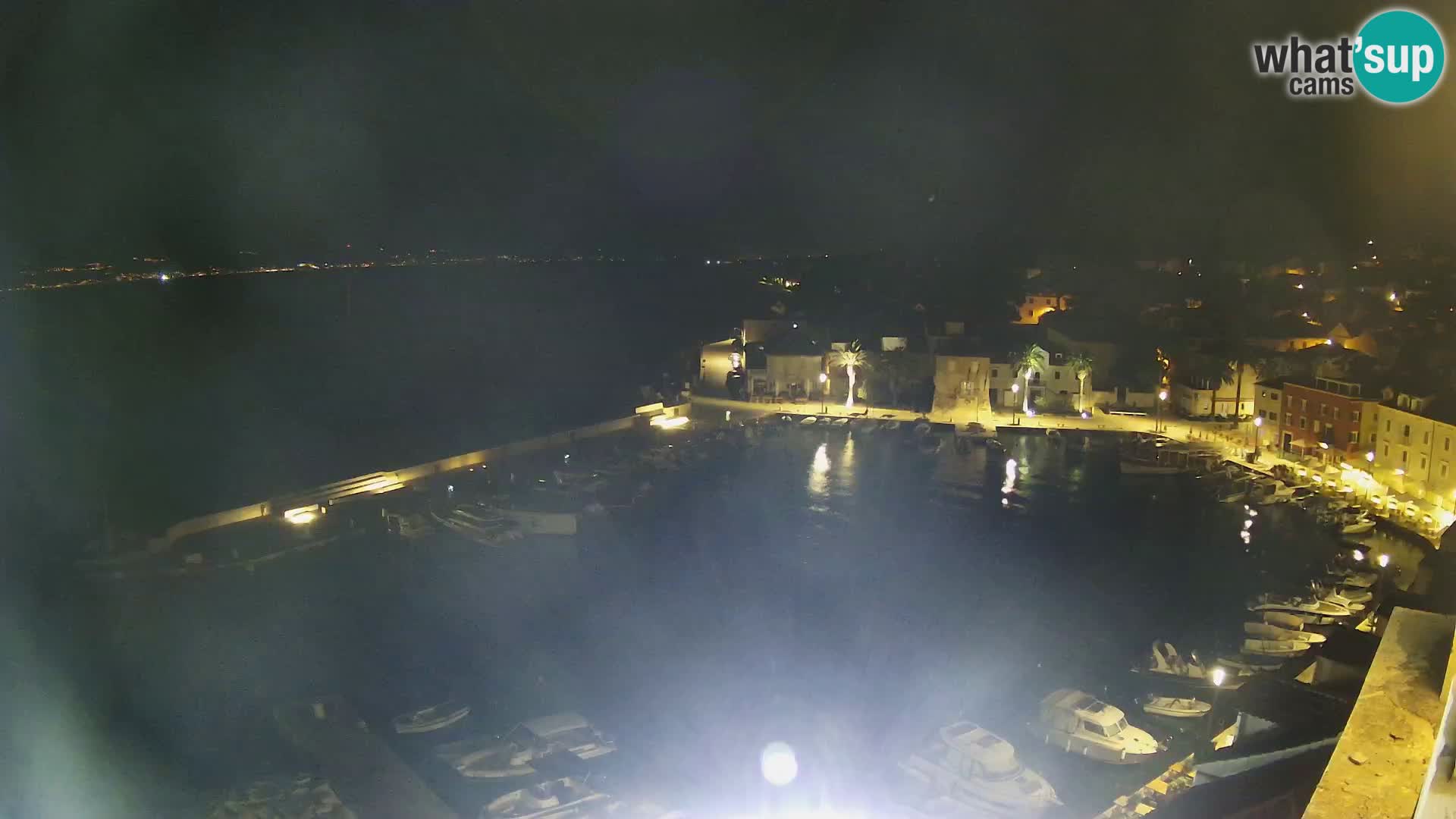 Spletna kamera Sutivan panorama – pogled v živo z otoka Brač