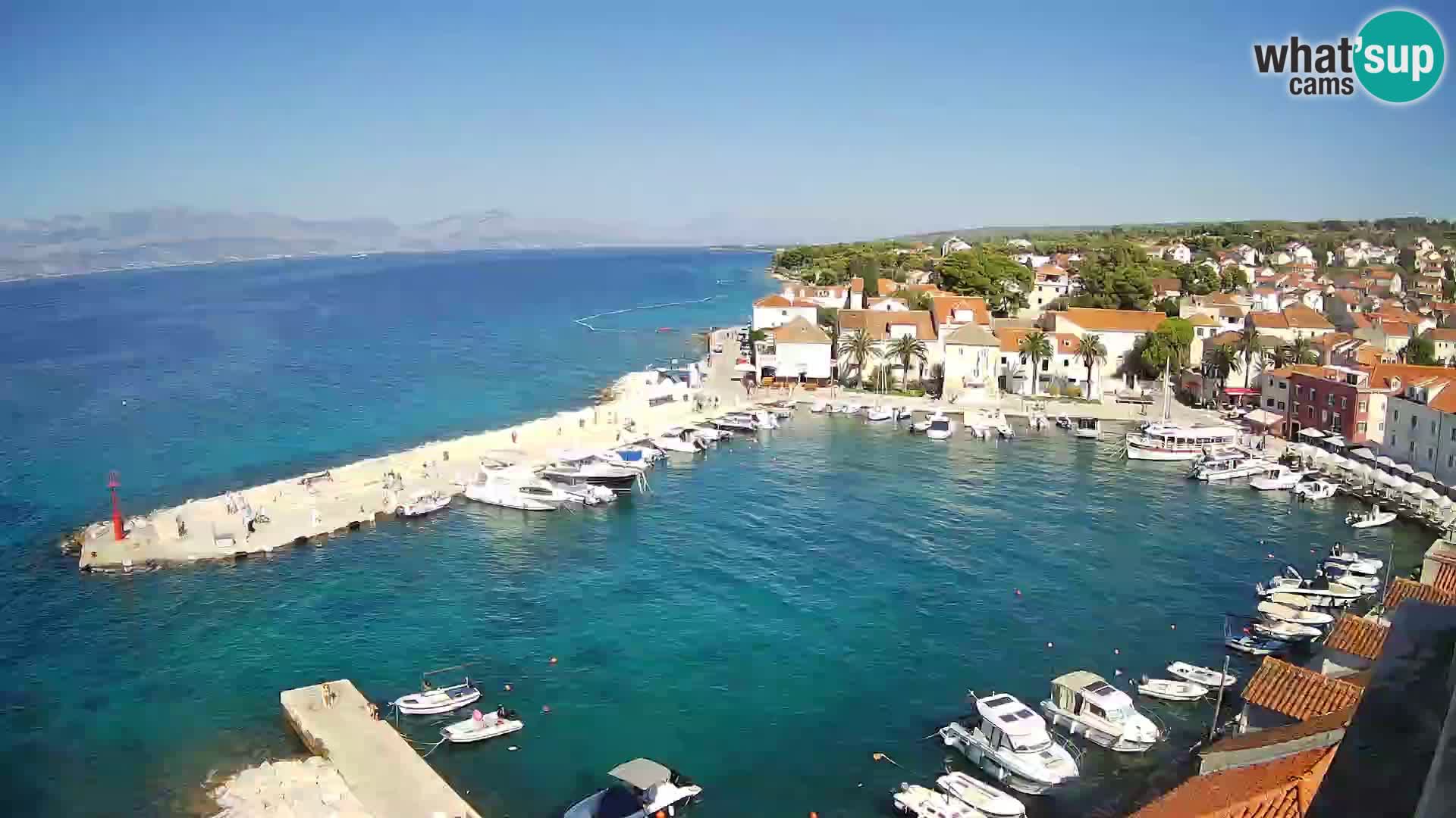 Spletna kamera Sutivan panorama – pogled v živo z otoka Brač