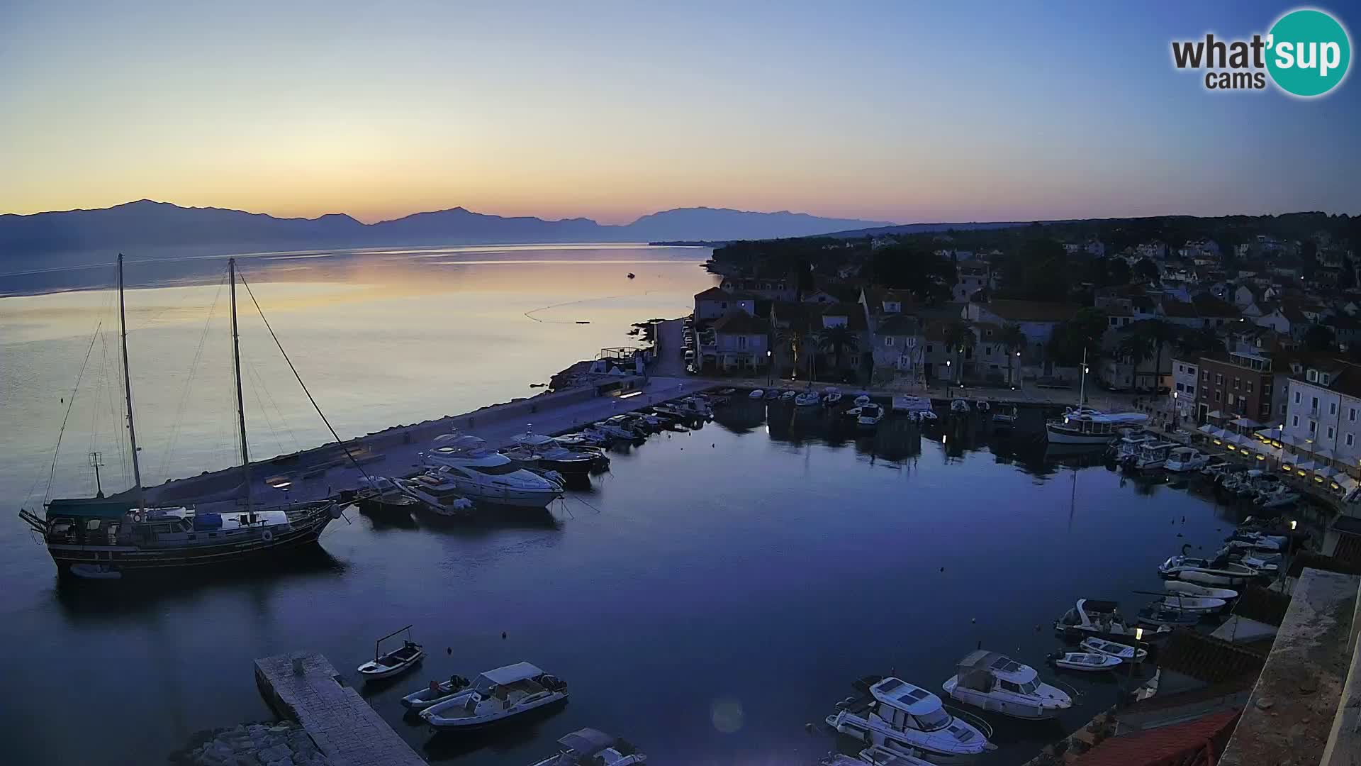 Webcam Sutivan Panorama – Vista en vivo desde la isla de Brač