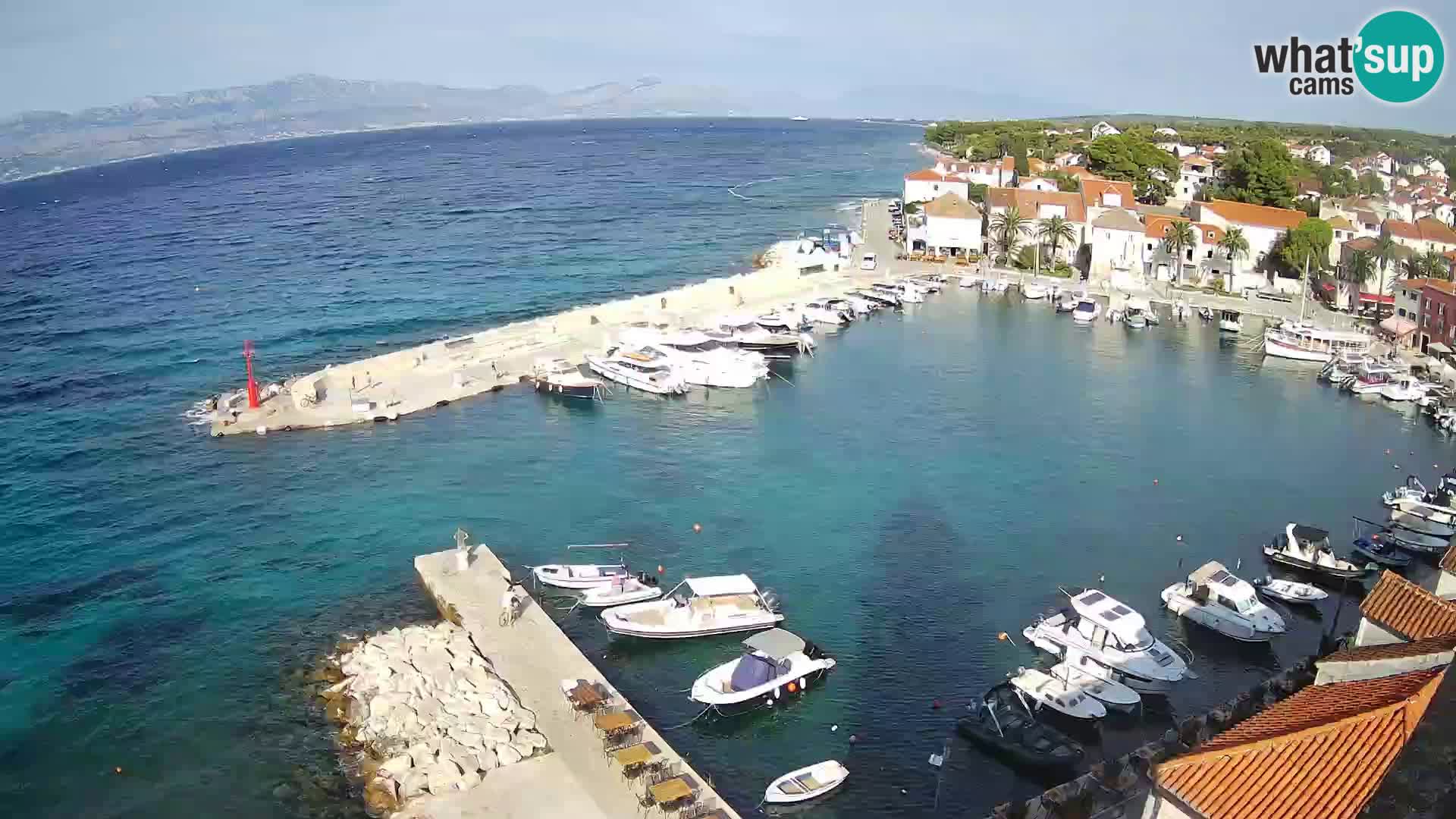 Spletna kamera Sutivan panorama – pogled v živo z otoka Brač