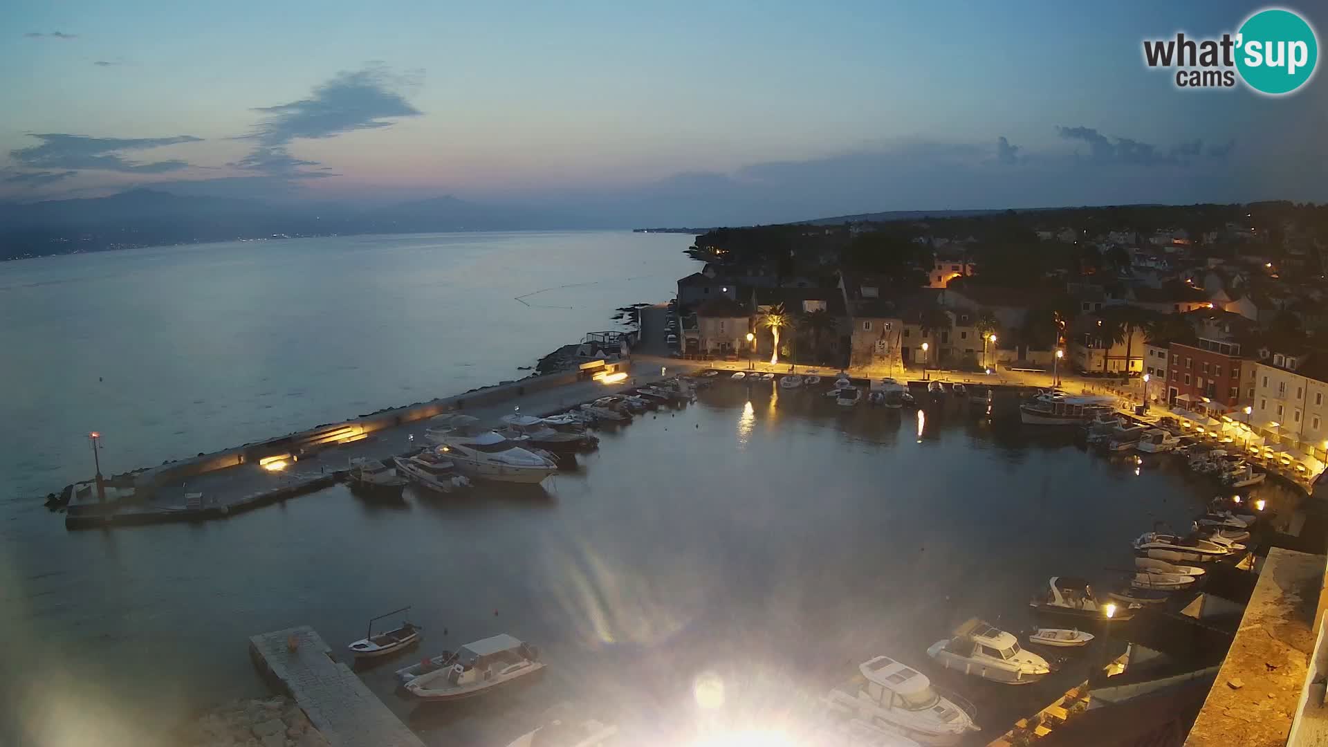 Web kamera Sutivan panorama – Pogled uživo s otoka Brača