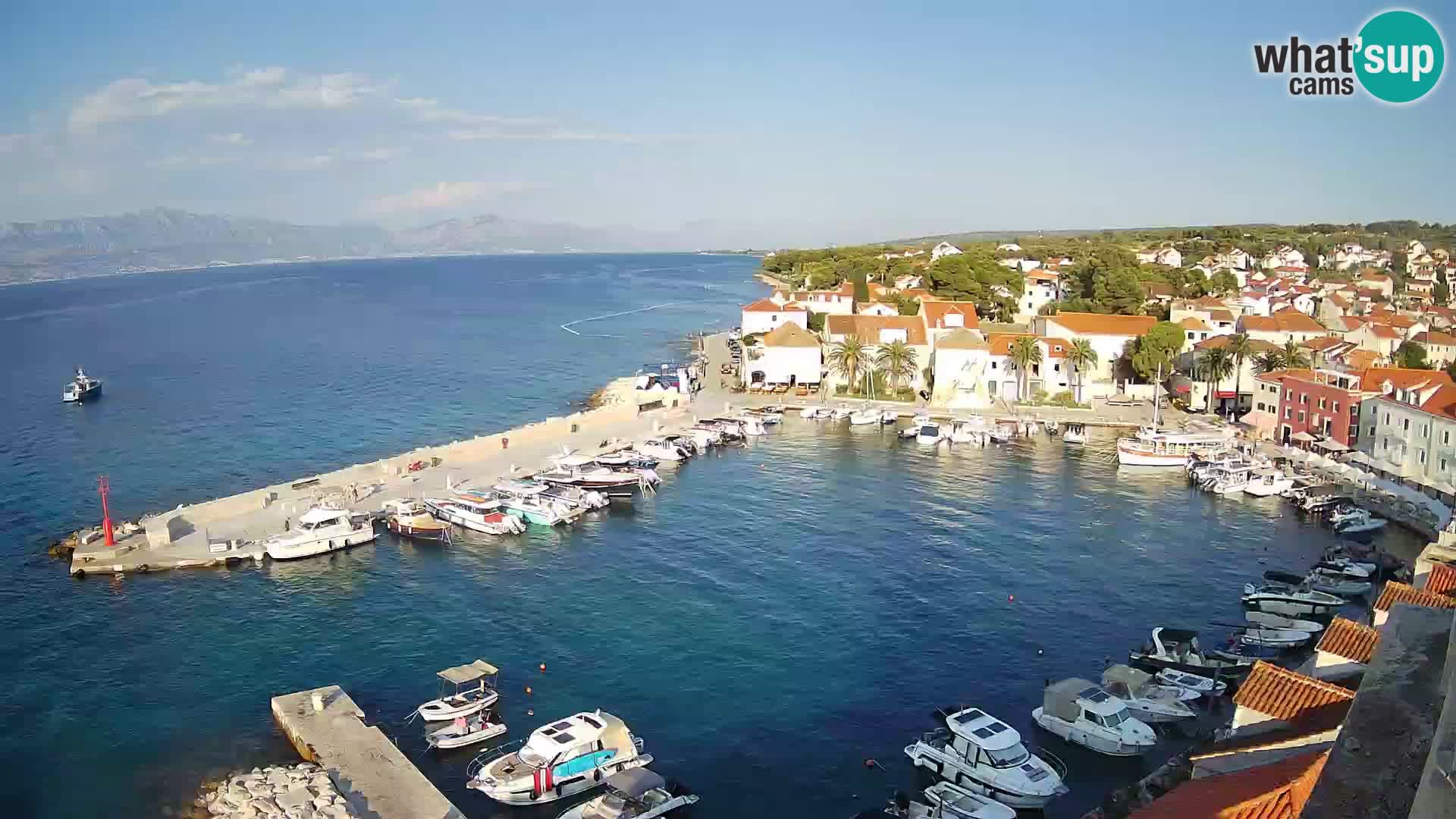 Spletna kamera Sutivan panorama – pogled v živo z otoka Brač