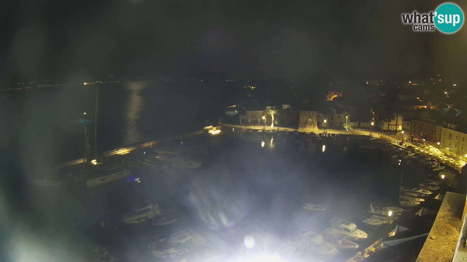 Web kamera Sutivan panorama – Pogled uživo s otoka Brača