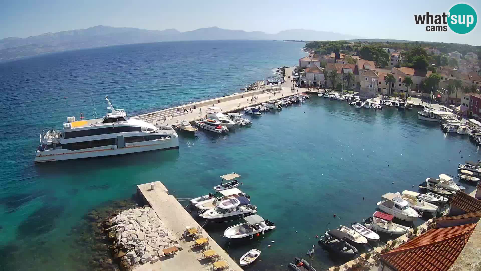 Web kamera Sutivan panorama – Pogled uživo s otoka Brača