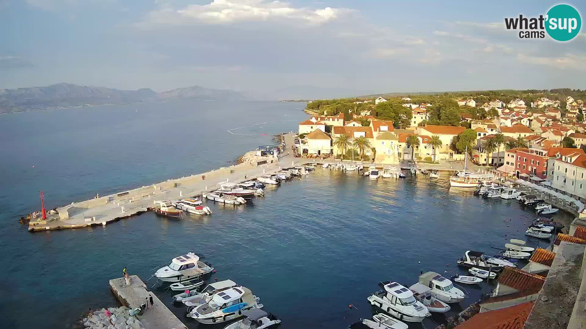 Web kamera Sutivan panorama – Pogled uživo s otoka Brača