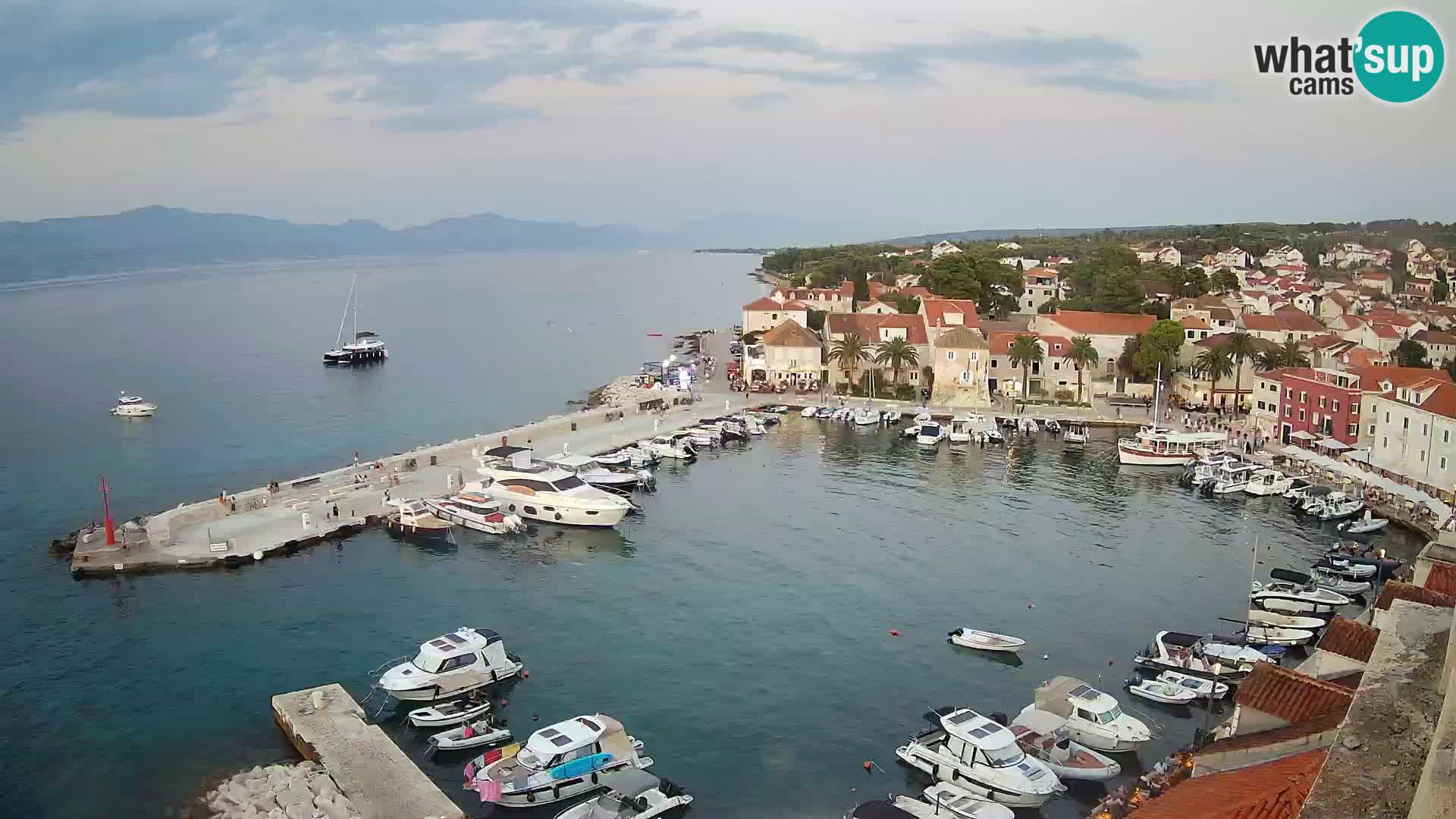 Webcam Sutivan Panorama – Vista en vivo desde la isla de Brač