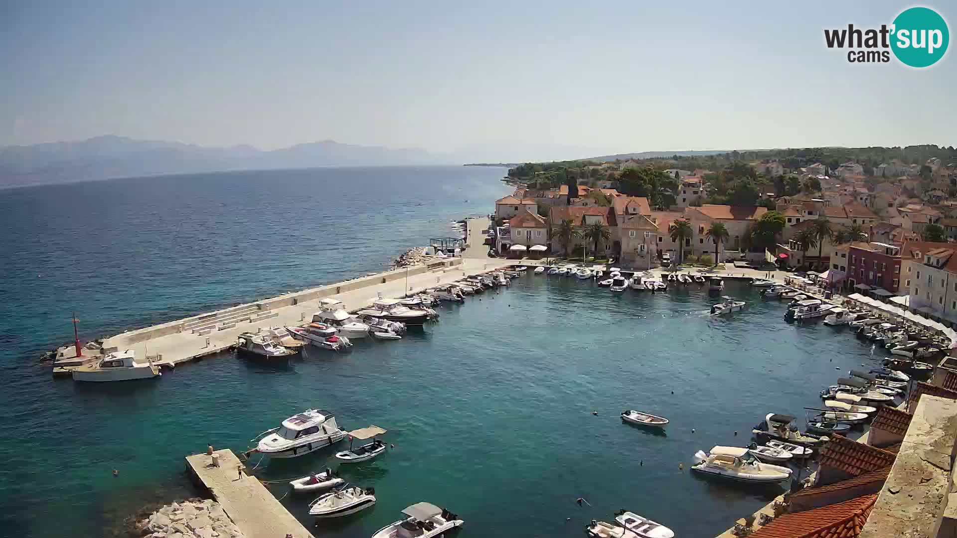 Web kamera Sutivan panorama – Pogled uživo s otoka Brača
