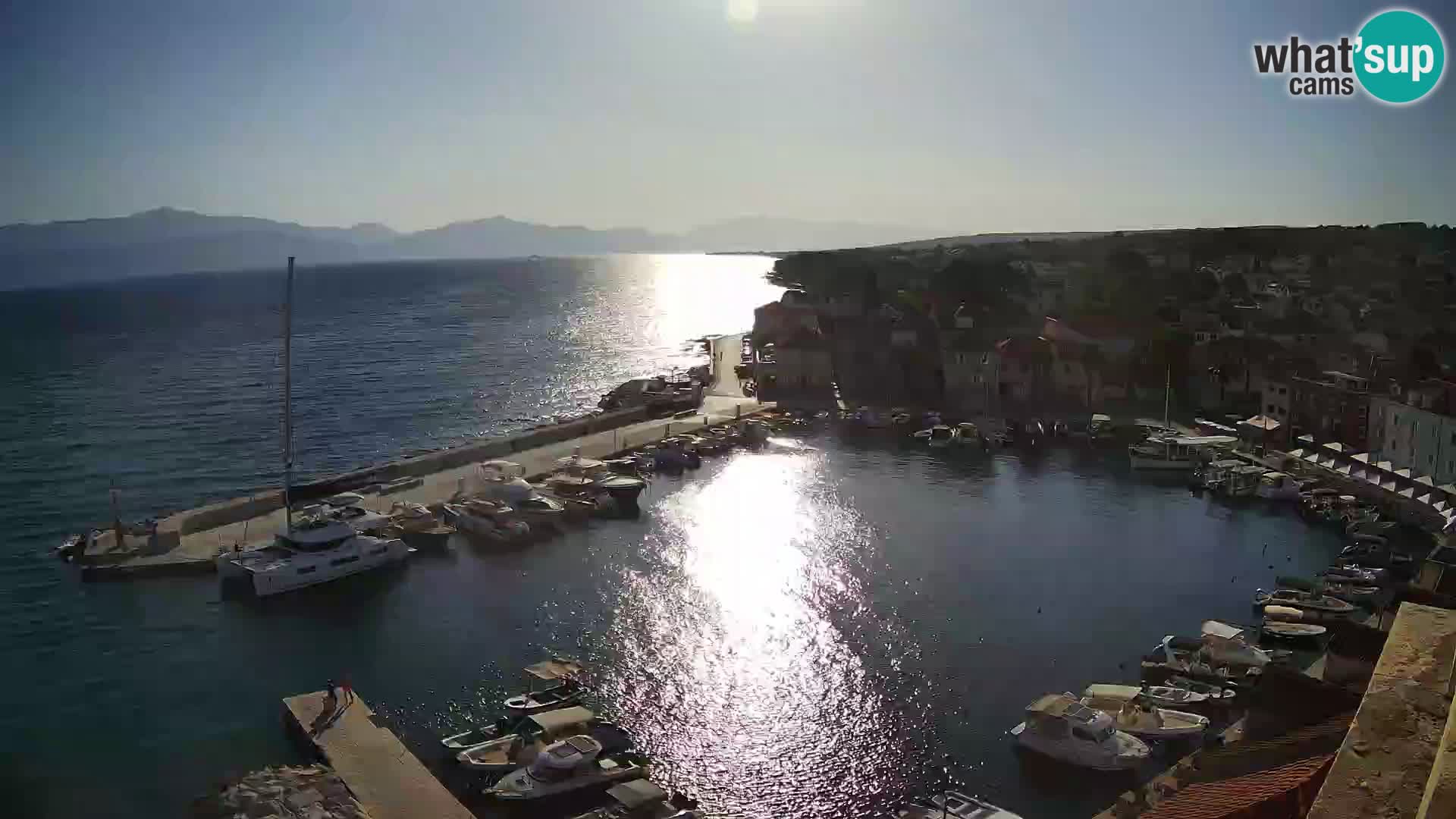 Webcam Sutivan Panorama – Vista en vivo desde la isla de Brač