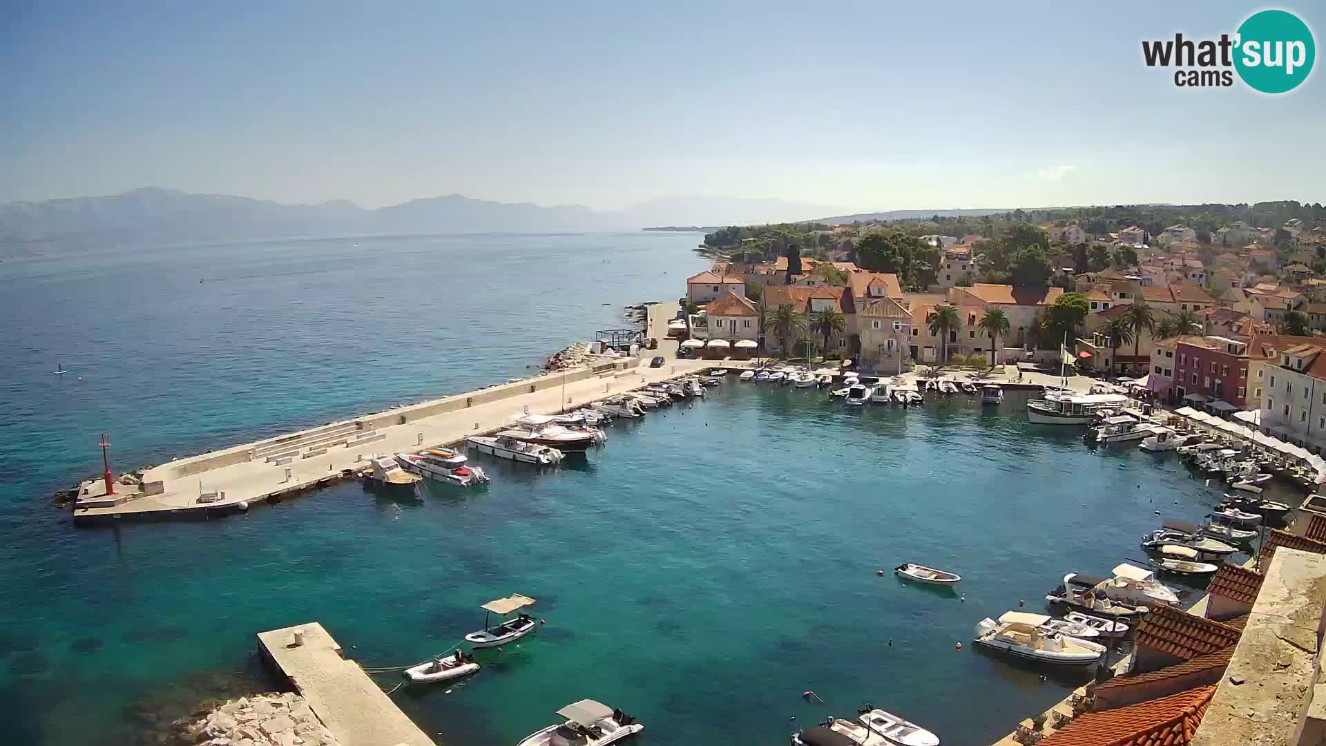 Spletna kamera Sutivan panorama – pogled v živo z otoka Brač