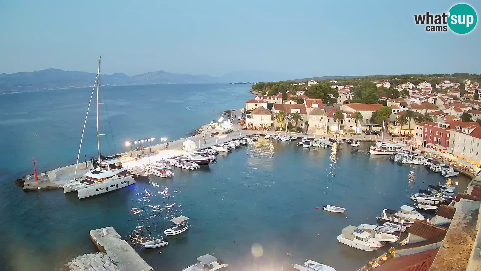 Webcam Sutivan Panorama – Vista en vivo desde la isla de Brač