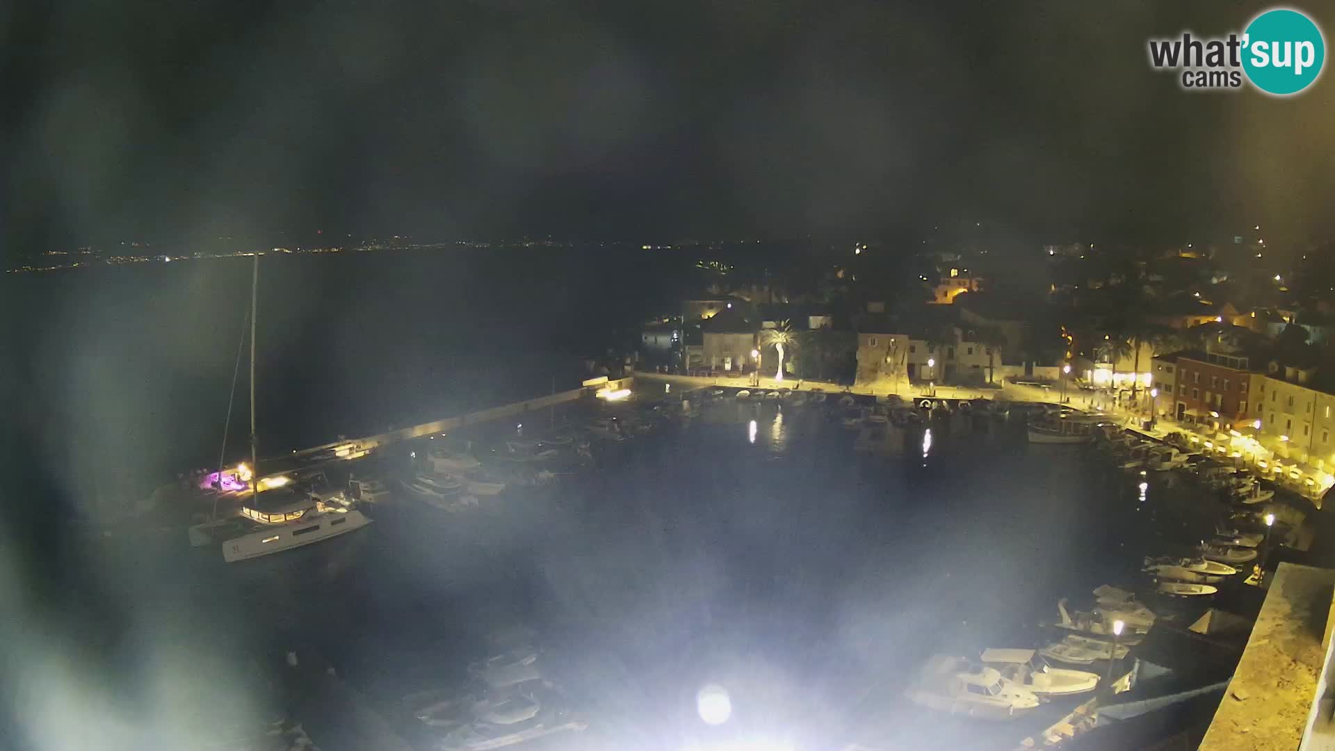Web kamera Sutivan panorama – Pogled uživo s otoka Brača