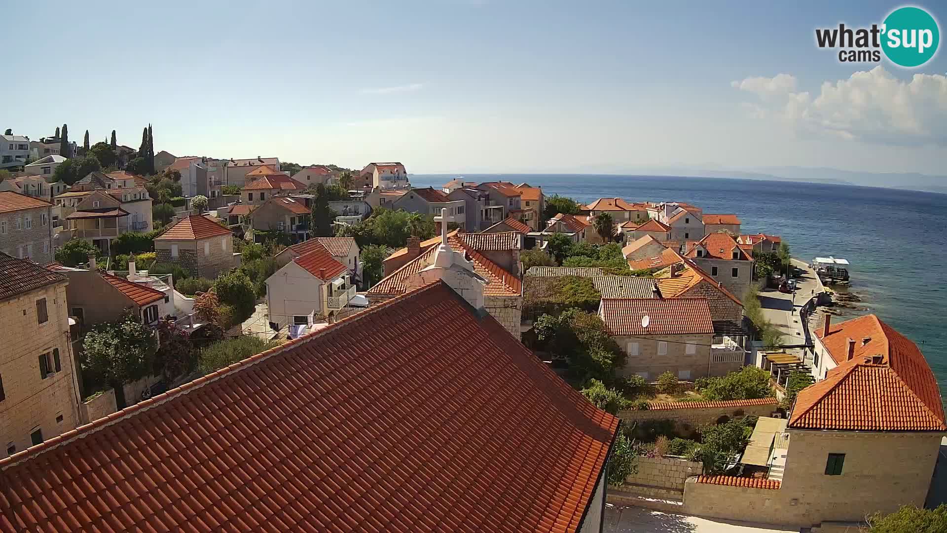 Spletna kamera Sutivan panorama – pogled v živo z otoka Brač