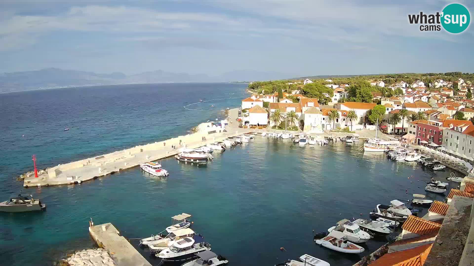 Spletna kamera Sutivan panorama – pogled v živo z otoka Brač