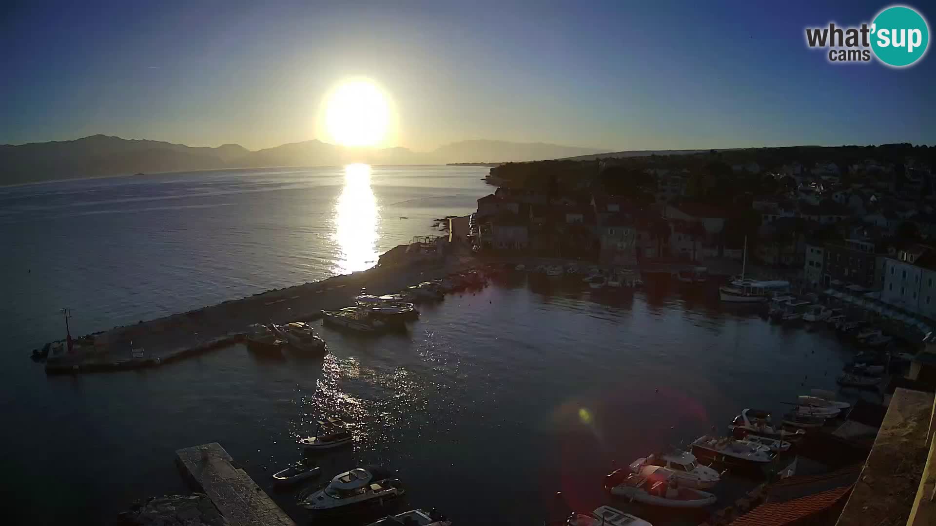 Web kamera Sutivan panorama – Pogled uživo s otoka Brača