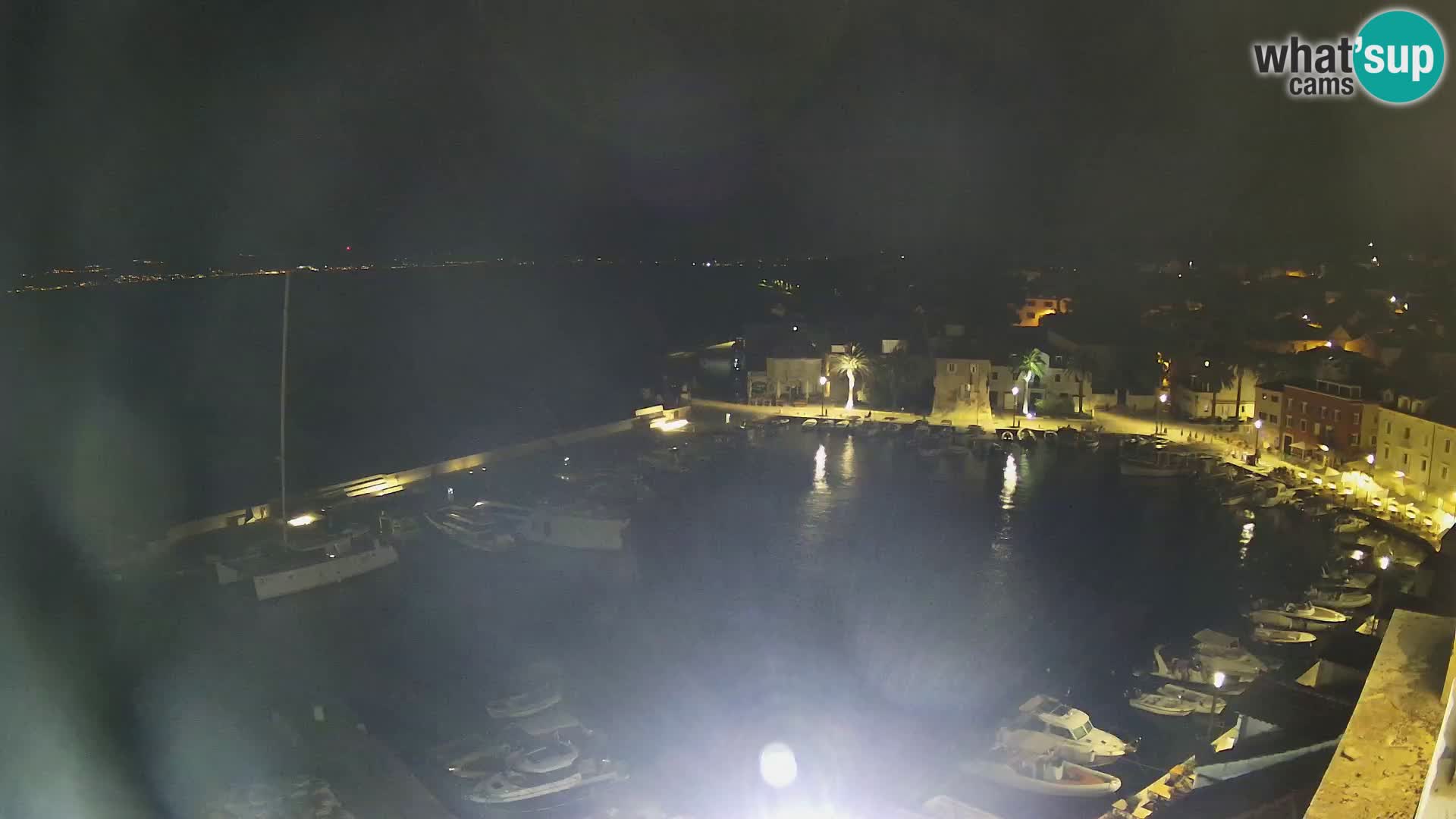 Web kamera Sutivan panorama – Pogled uživo s otoka Brača