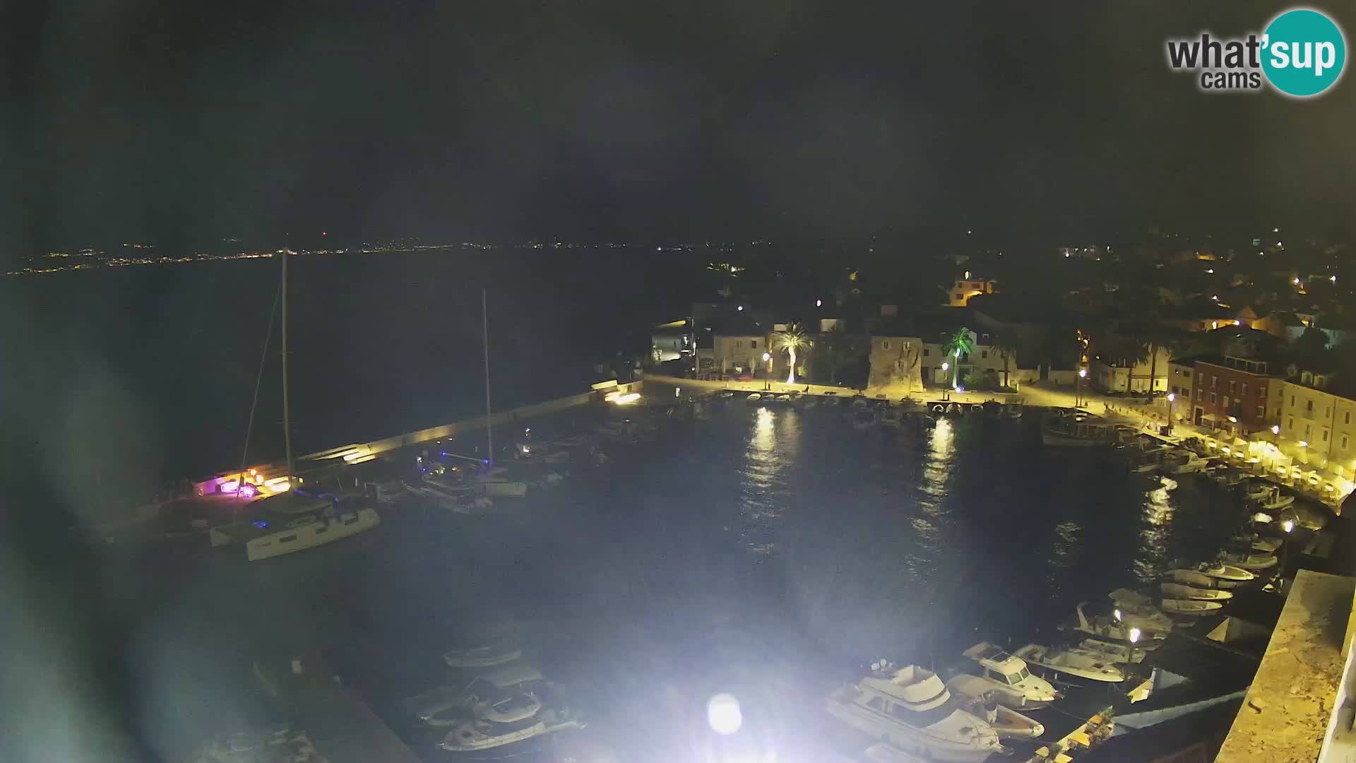 Web kamera Sutivan panorama – Pogled uživo s otoka Brača