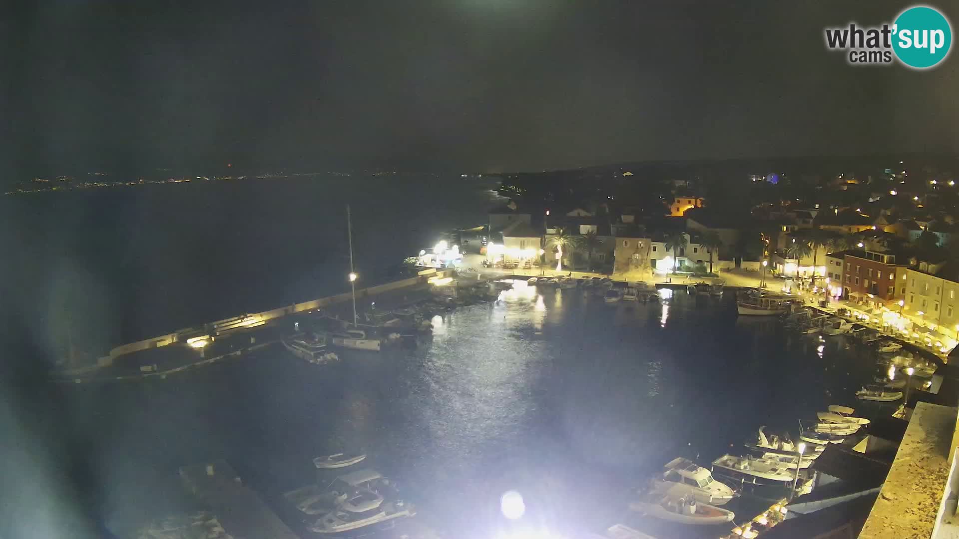 Spletna kamera Sutivan panorama – pogled v živo z otoka Brač