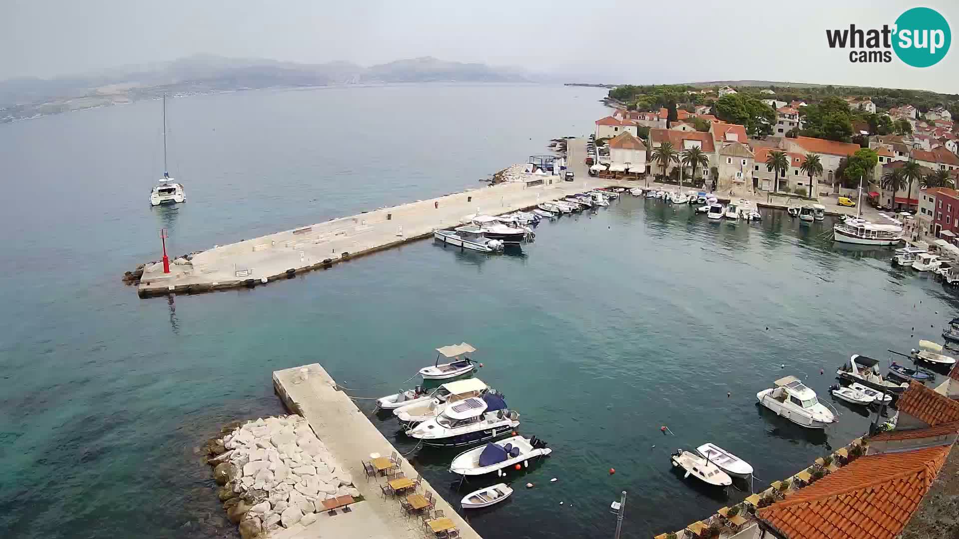 Web kamera Sutivan panorama – Pogled uživo s otoka Brača
