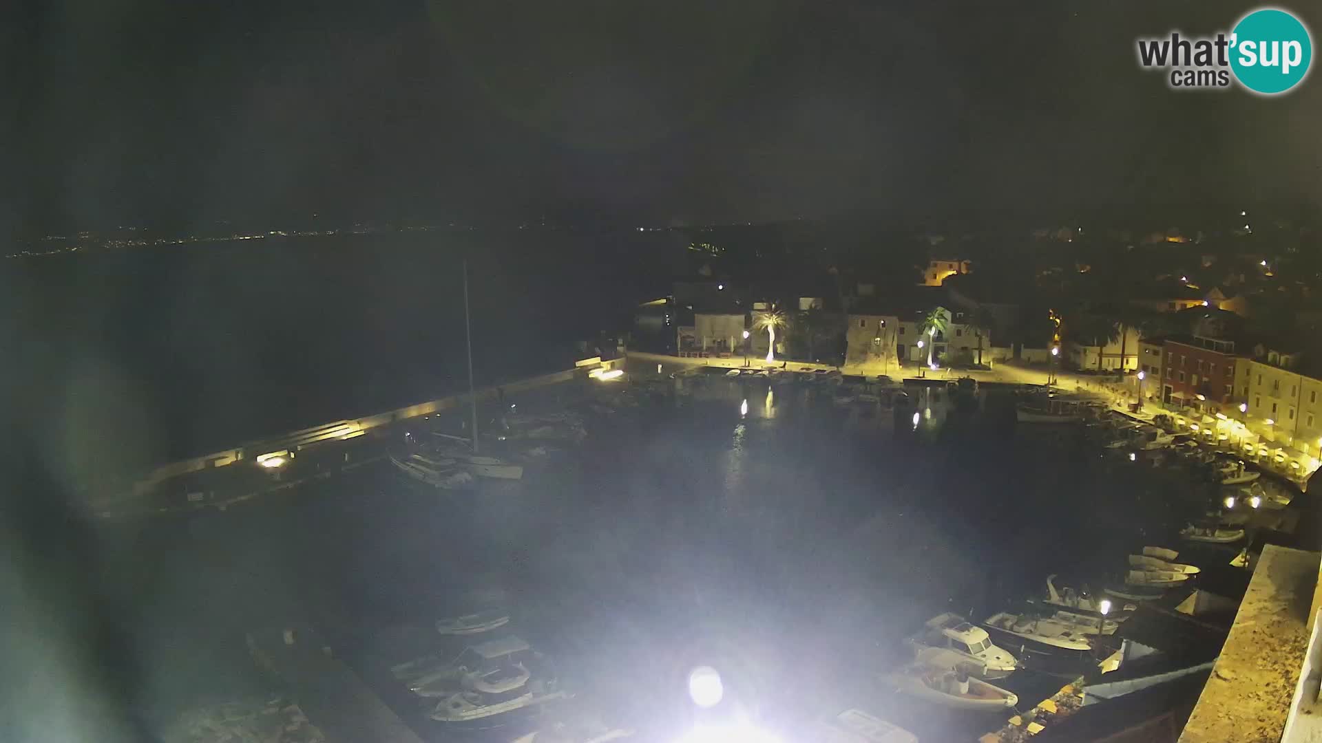 Web kamera Sutivan panorama – Pogled uživo s otoka Brača