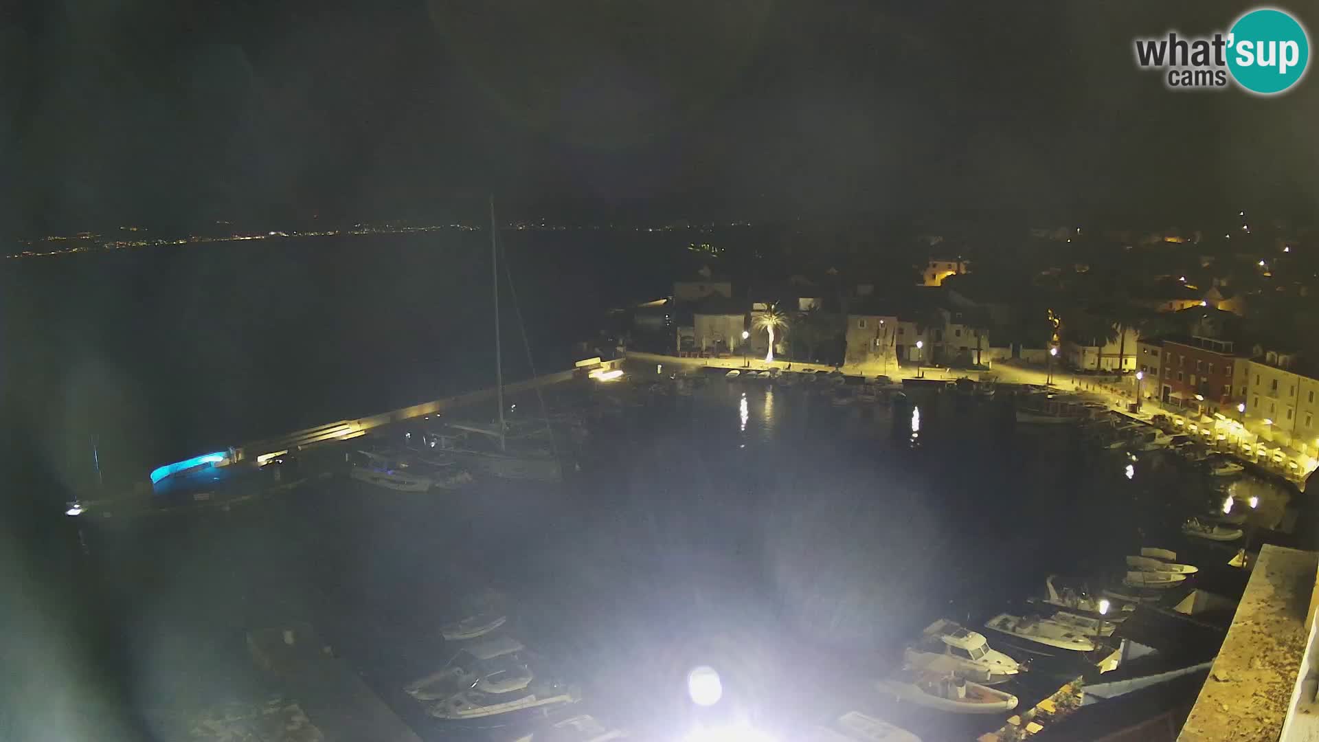 Web kamera Sutivan panorama – Pogled uživo s otoka Brača