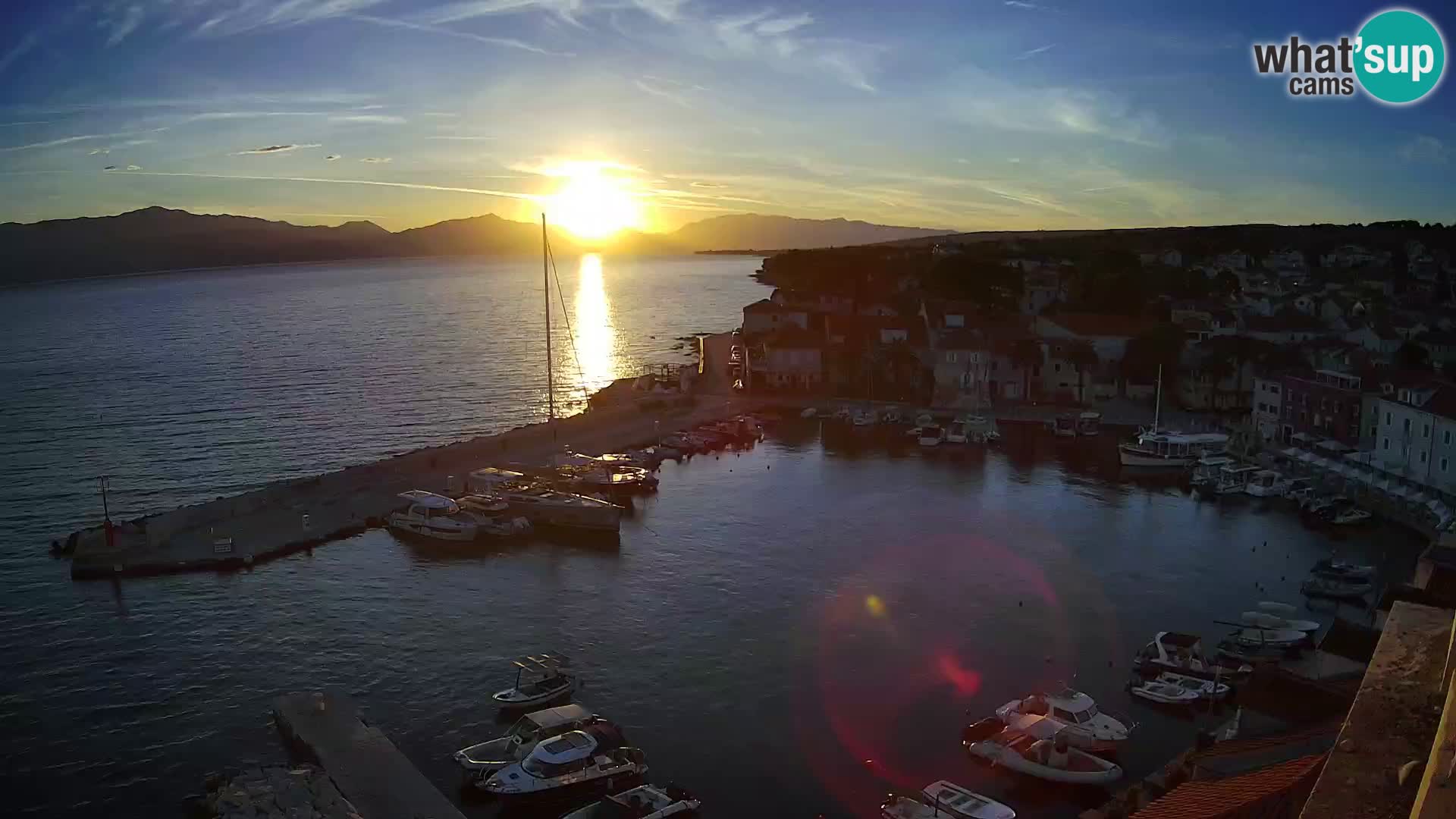 Web kamera Sutivan panorama – Pogled uživo s otoka Brača