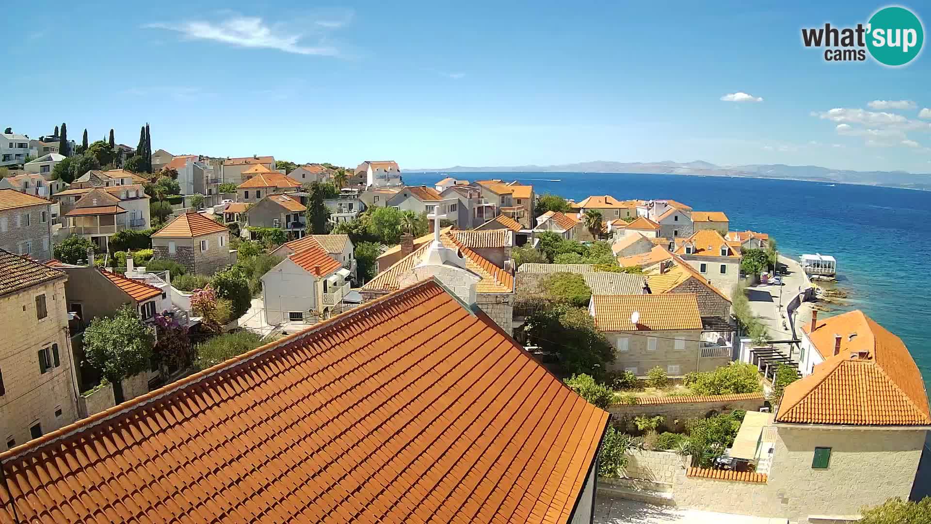 Spletna kamera Sutivan panorama – pogled v živo z otoka Brač